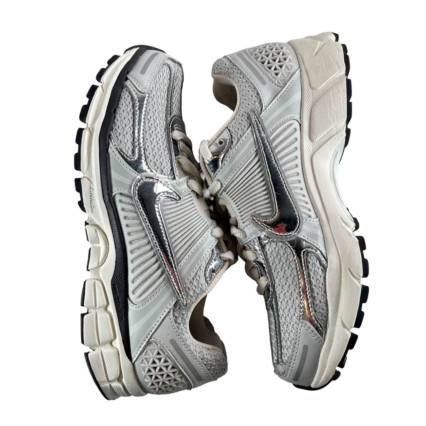 FD0884 025 Nike Zoom Vomero 5 Photon Dust Metallic Silver W [USED] - 10 W (Used)