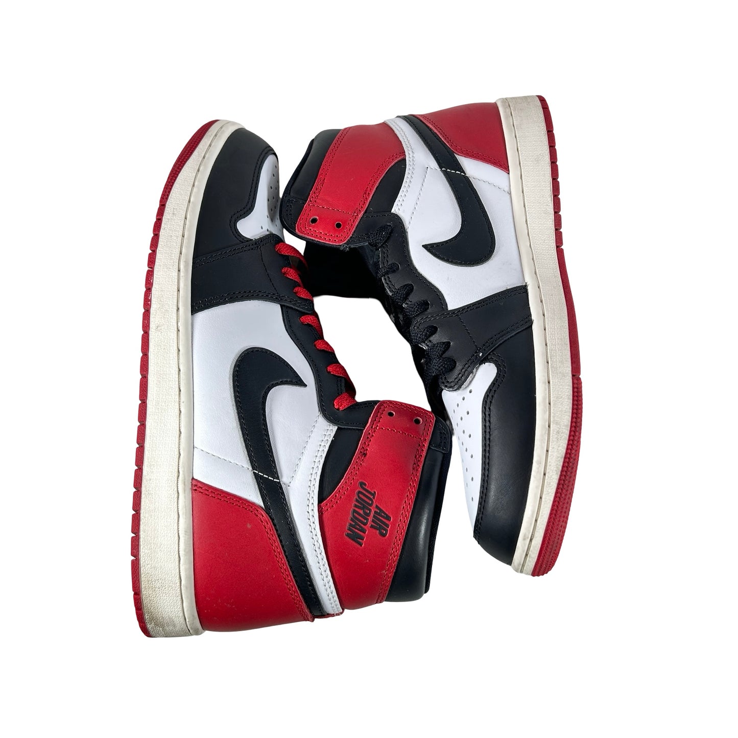 DZ5485 106 Jordan 1 Retro High OG Black Toe Reimagined [USED] - 10 M (Used12)