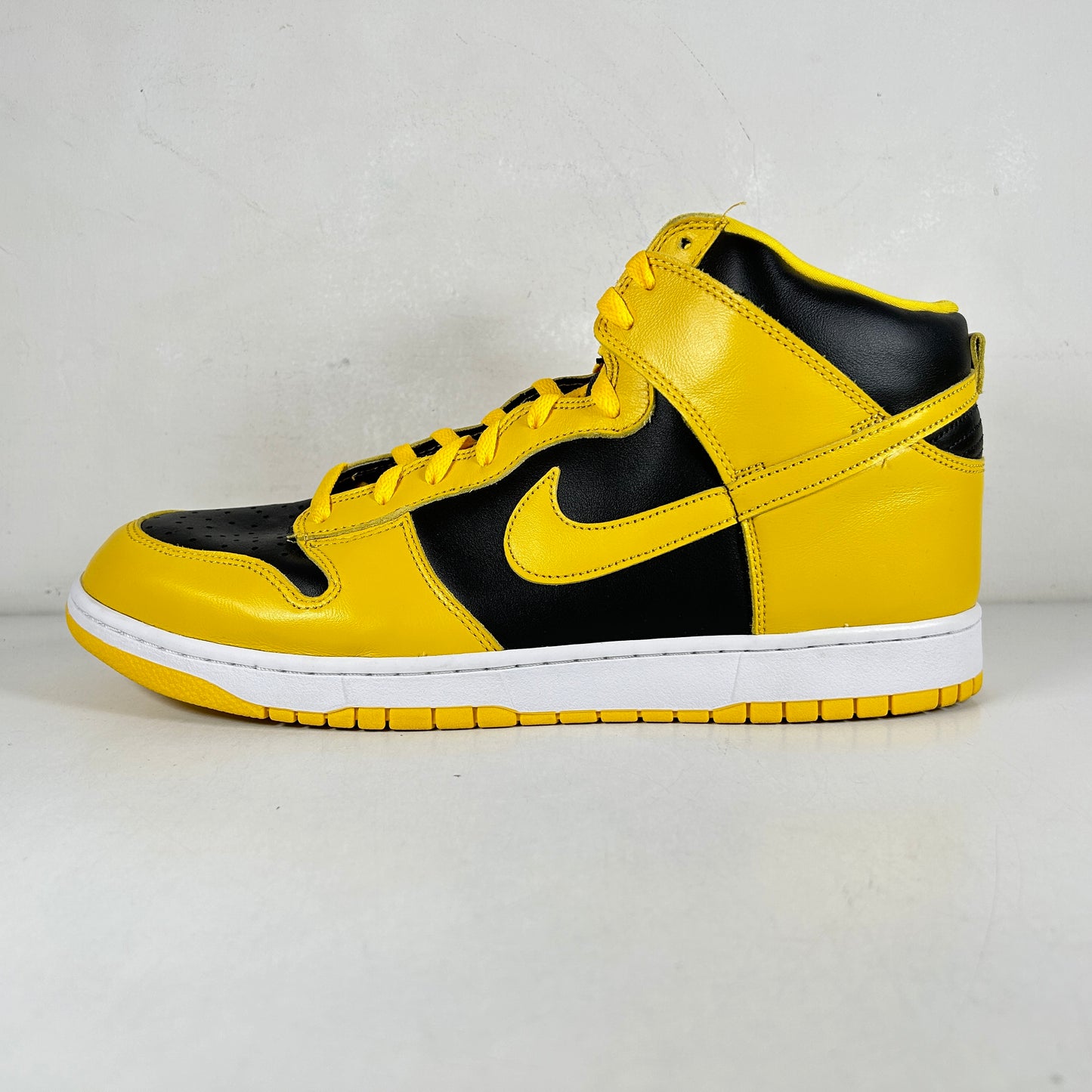 CZ8149 002 Nike Dunk Hi Maize [USED] - 14 M (Used)