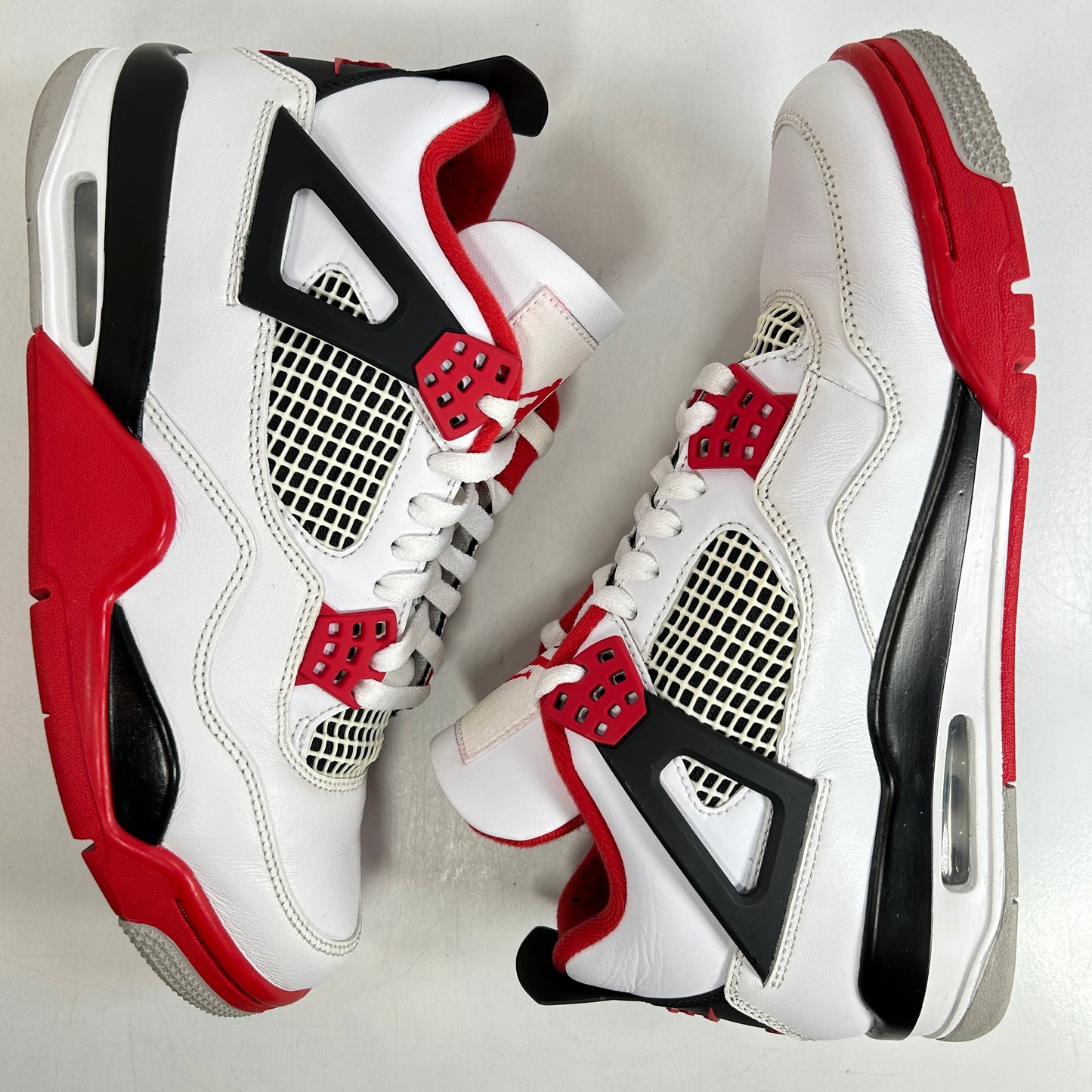 DC7770 160 Jordan 4 Retro Fire Red (2020) [USED] - 8 M (Used) (No Box) (No Insoles)