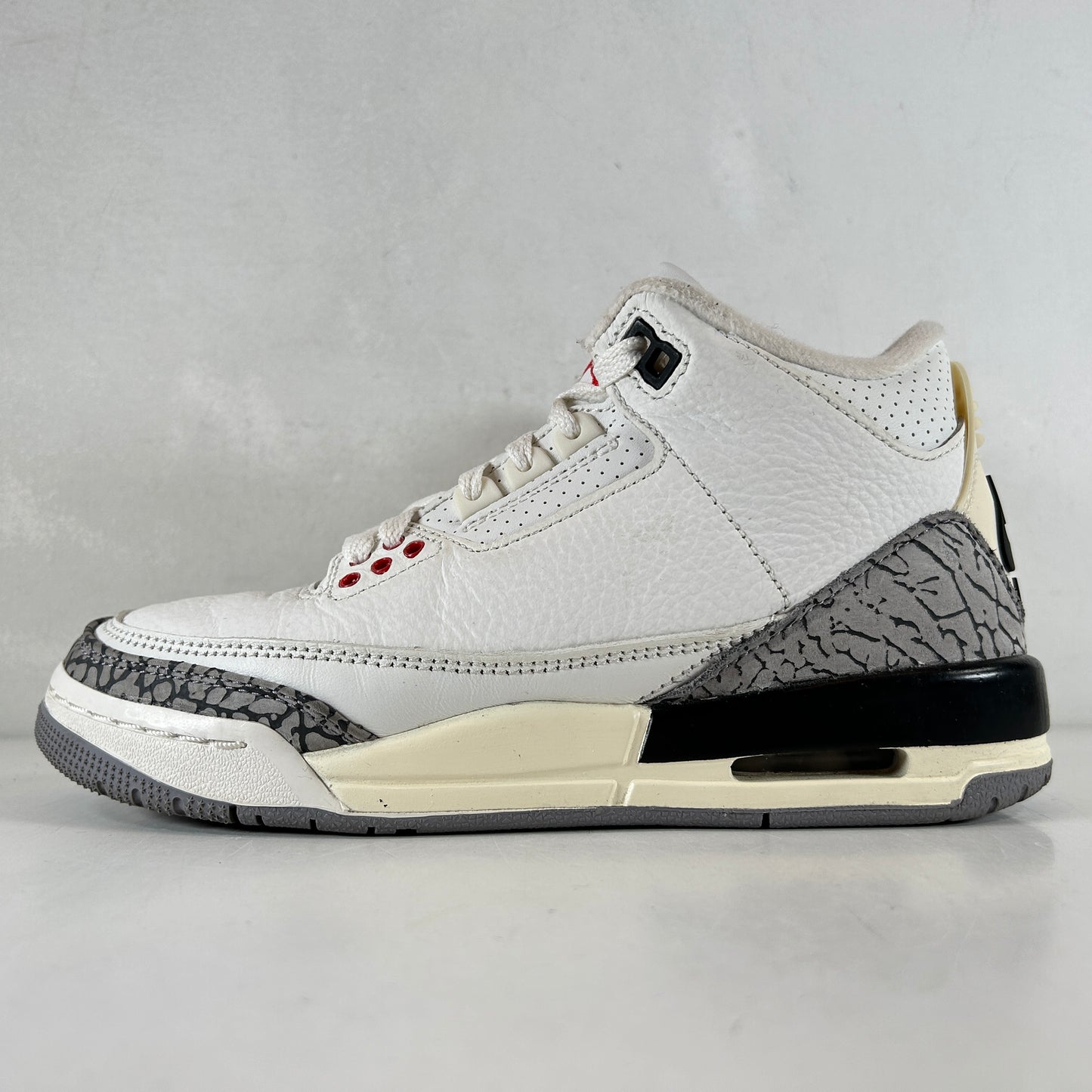 DM0967 100 Jordan 3 Retro White Cement Reimagined (GS) [USED] - 4.5 Y (Used) (No Box)