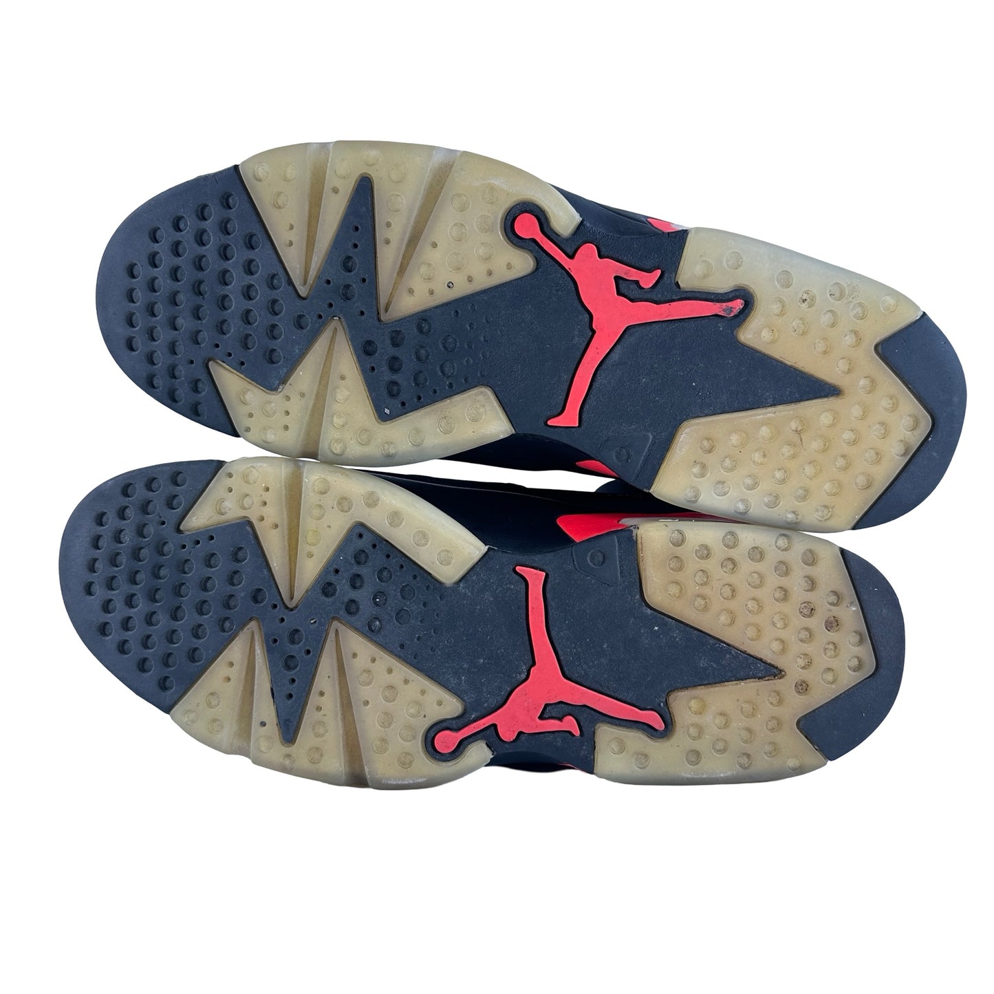 384664 060 Jordan 6 Retro Black Infrared (2019) [USED] - 10.5 (Used) (No Box)