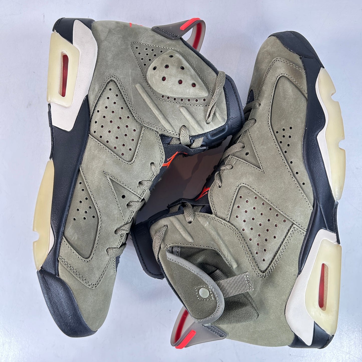 CN1084 200 Jordan 6 Retro Travis Scott [USED] - 11 M (Used6)