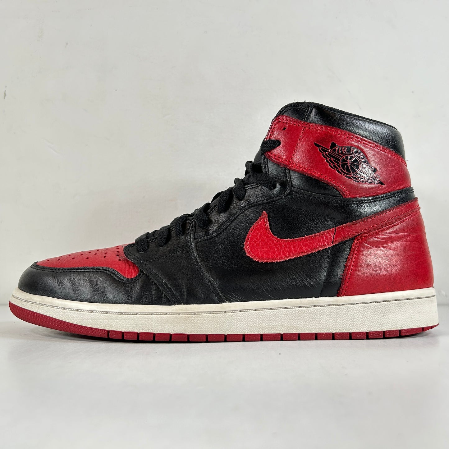 555088 001 Jordan 1 Retro High Bred Banned (2016) [USED] - 11.5 M (Used) (No Box)