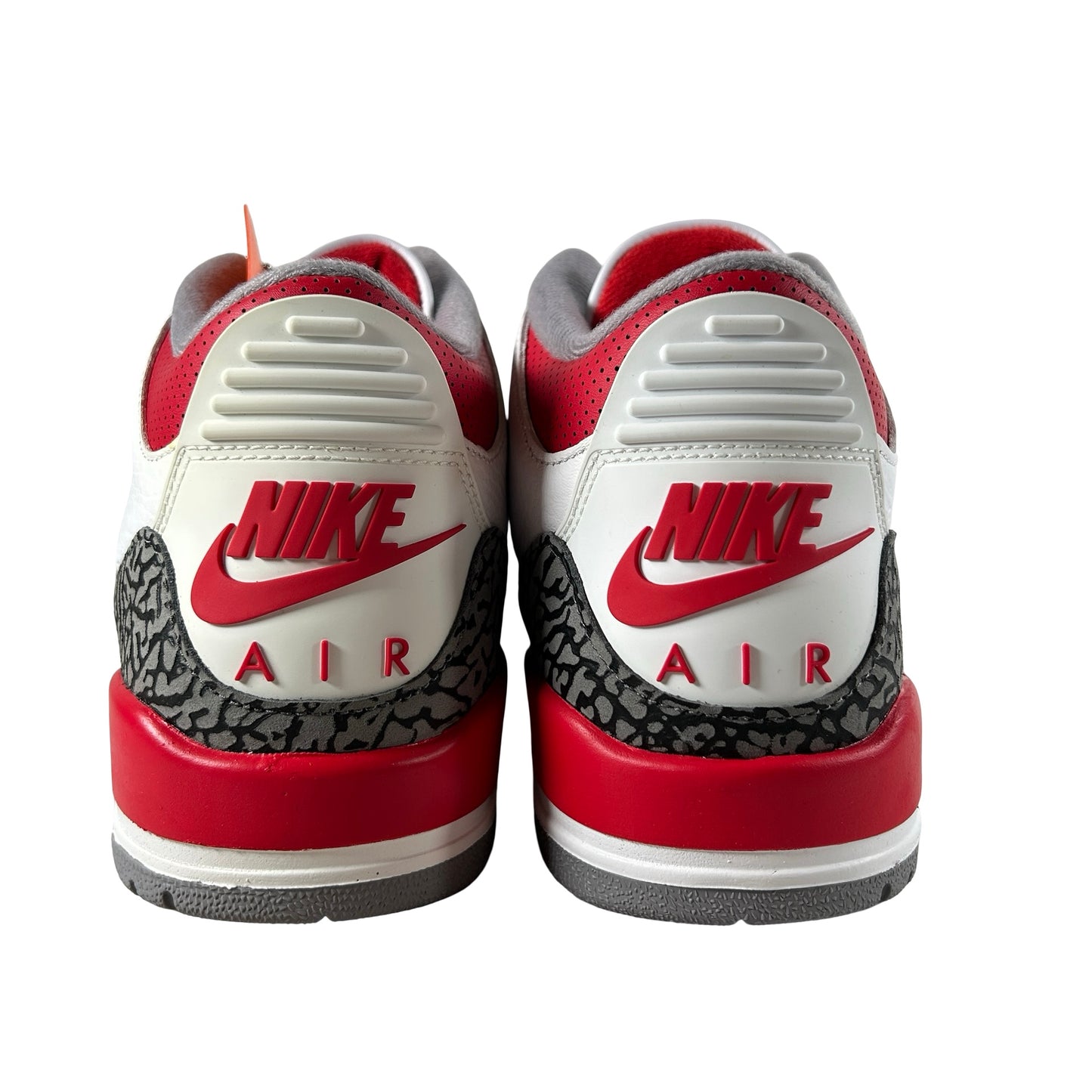 DN3707 160 Jordan 3 Retro Fire Red (2022) [CONDITIONAL] - 10.5 M (B-Grade)