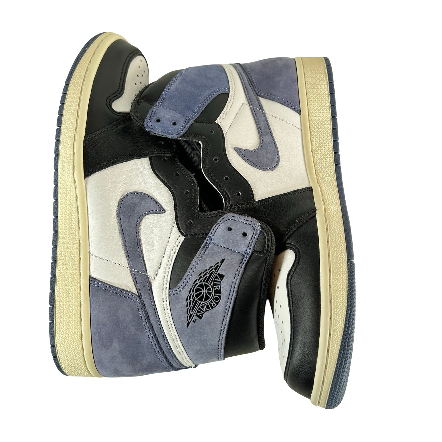 555088 115 Jordan 1 Blue Moon - 10 M (Yellowing)