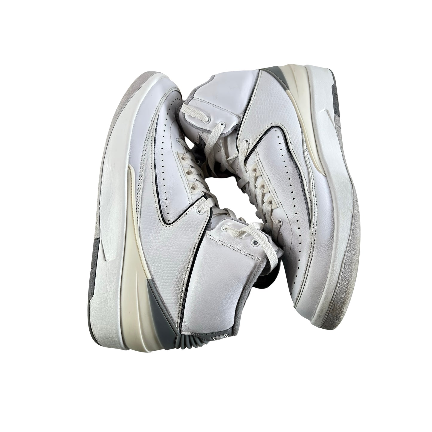 DR8884 100 Jordan 2 Retro Cement Grey [USED] - 8.5 M (Used) (Replace Box)