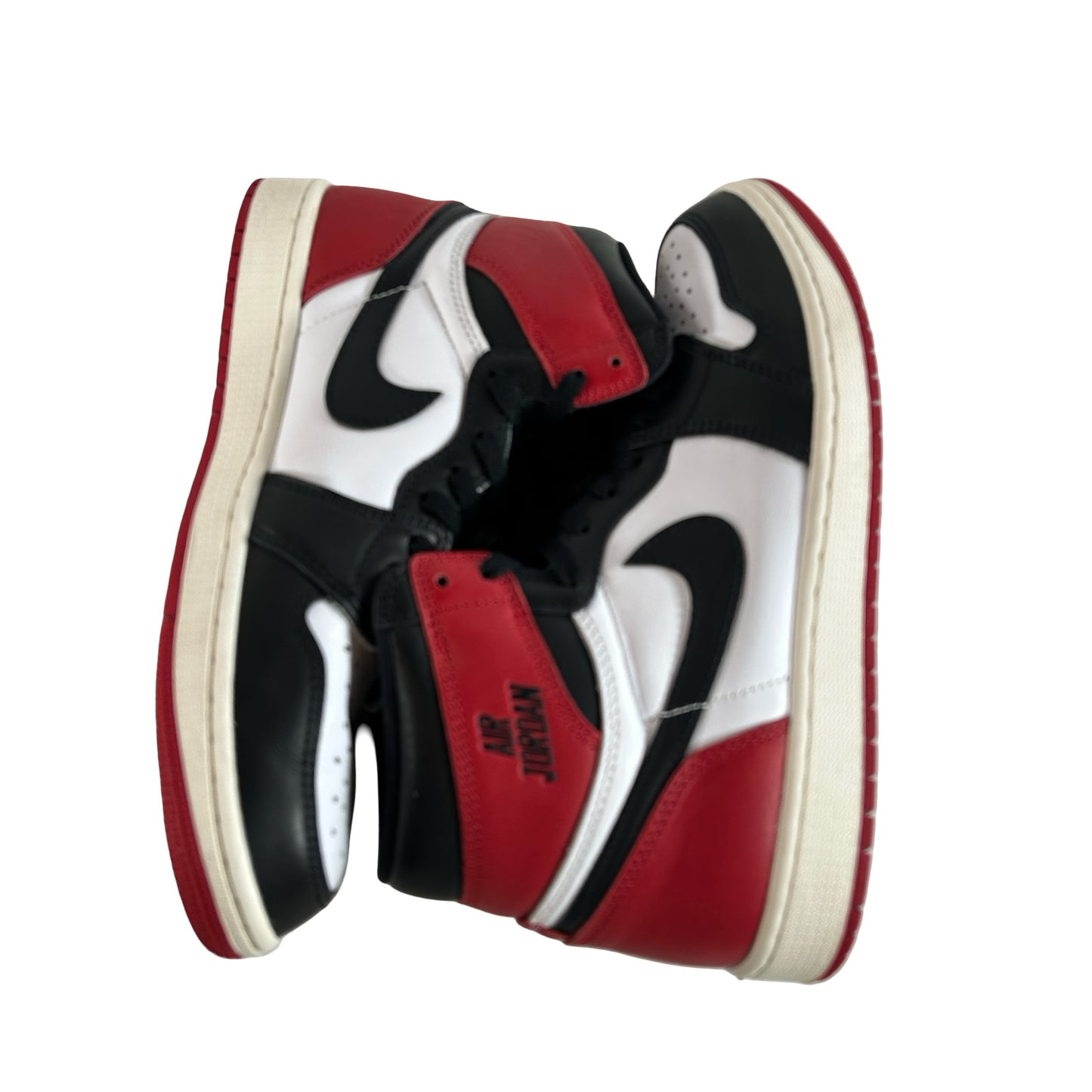 DZ5485 106 Jordan 1 Retro High OG Black Toe Reimagined [USED] - 9.5 M (Used19)
