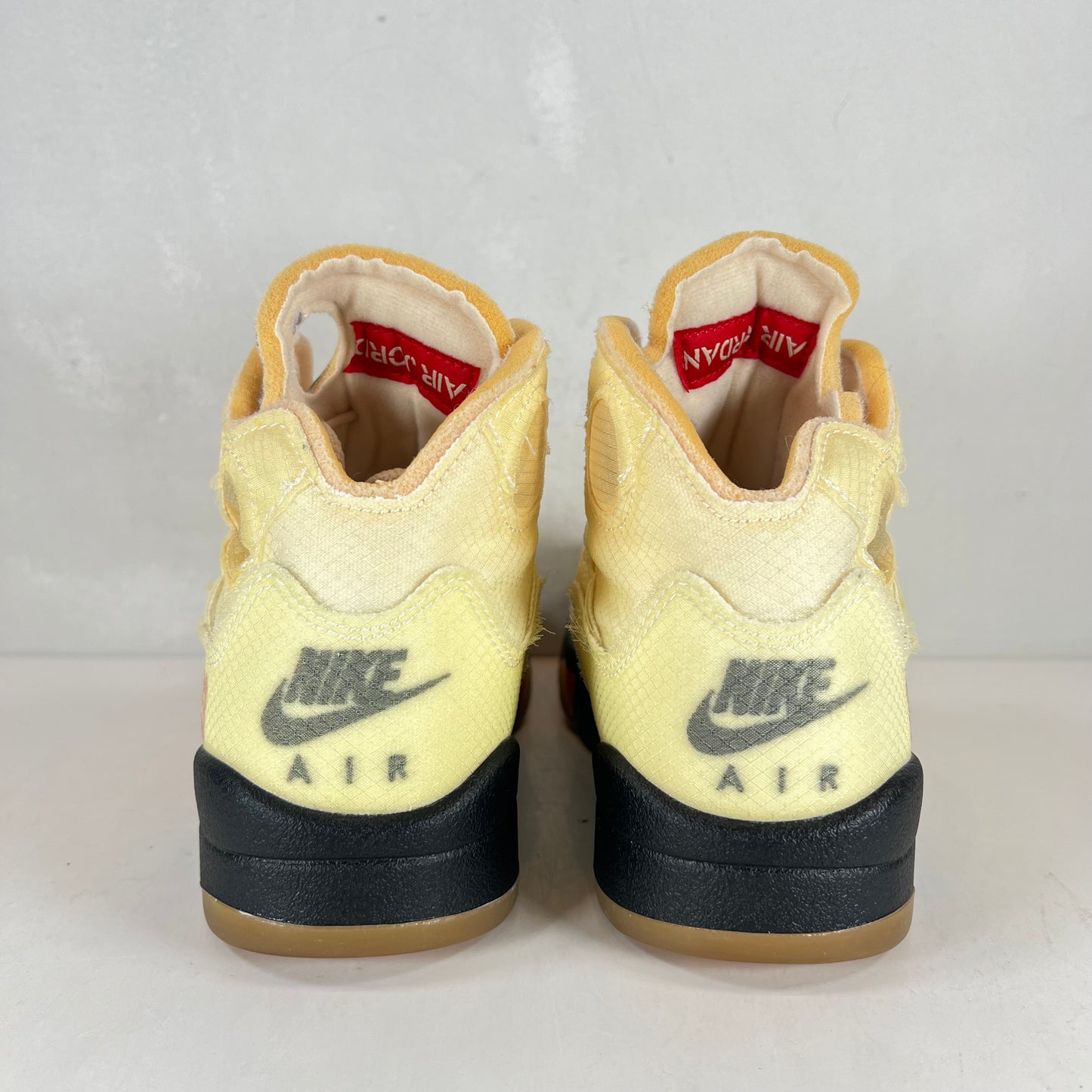 DH8565 100 Jordan 5 Off-White Sail [USED] - 4.5 M (Used)