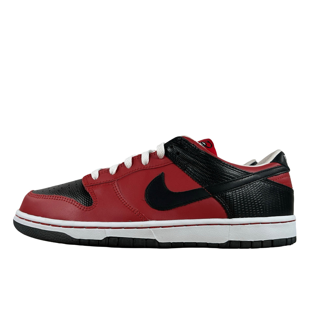 314208 691 Nike ID Dunk Low Don't Tread - 11 M (Ashy Soles)