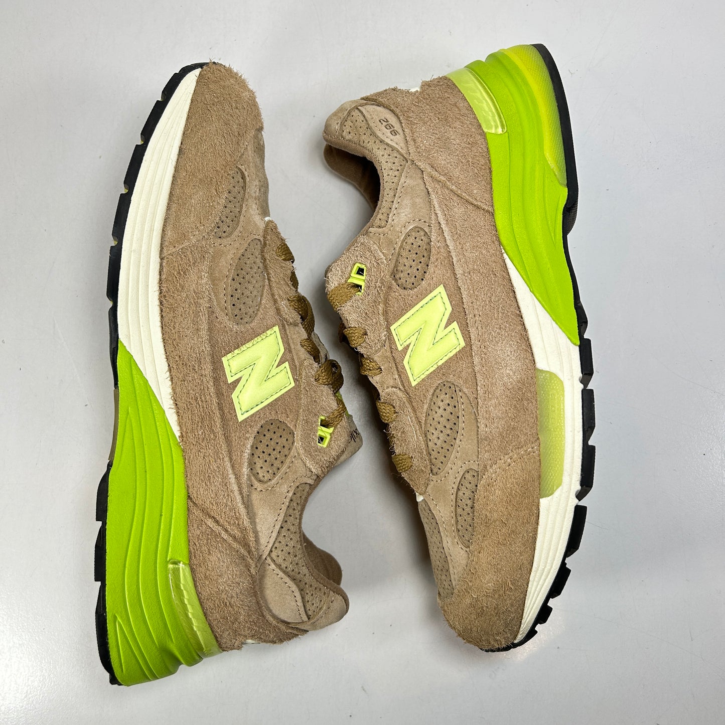 M992CT New Balance 992 Concepts Low Hanging Fruit [USED] - 10.5 M (Used)