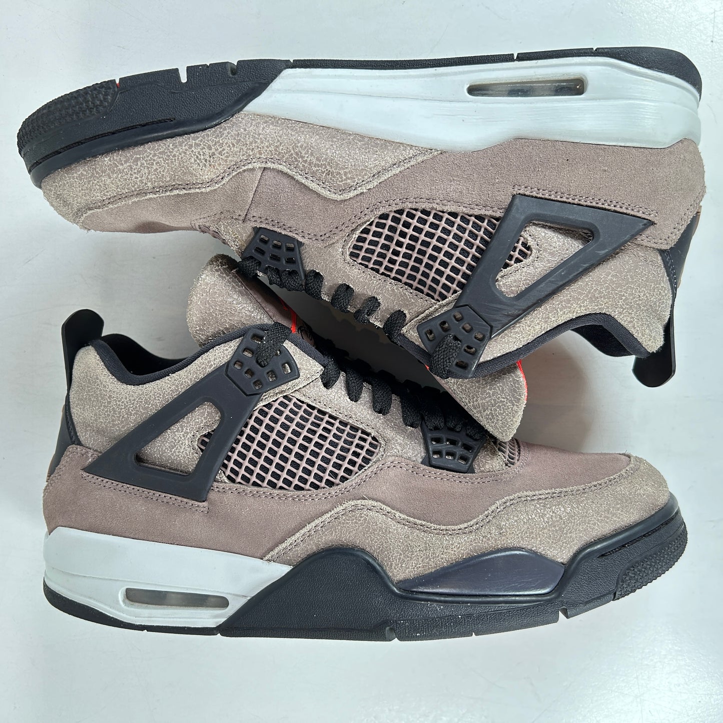 DB0732 200 Jordan 4 Taupe Haze [USED] - 10.5 M (Used2)