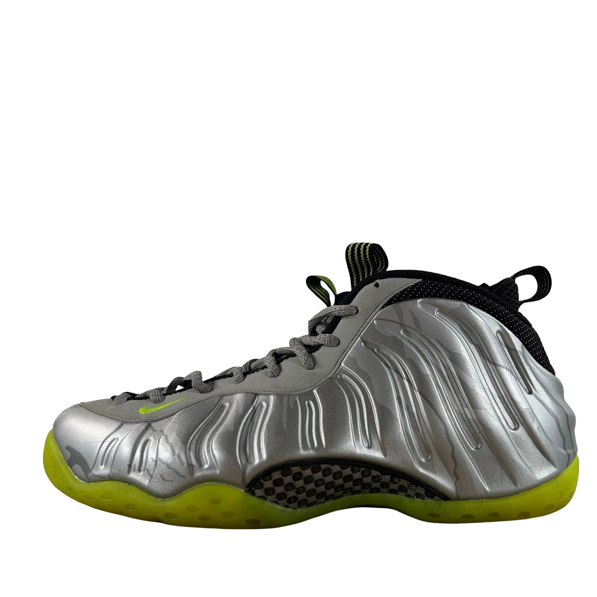 575420 004 Nike Air Foamposite One Silver Volt Camo [USED] - 11 M (Used)