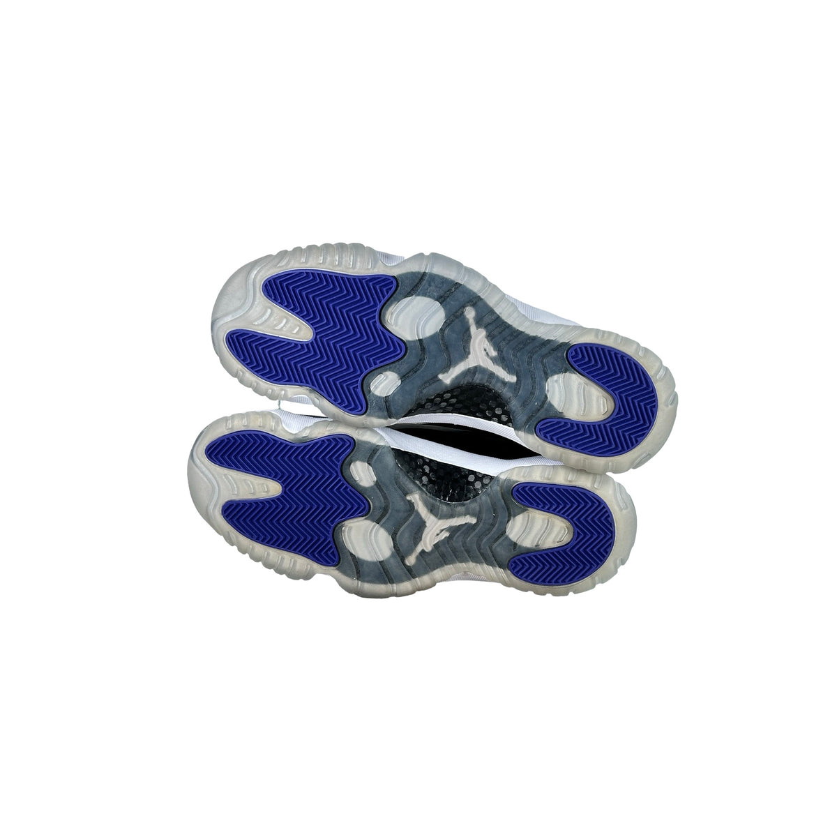 378037 100 Jordan 11 Concord - 8.5 M (Yellowing)