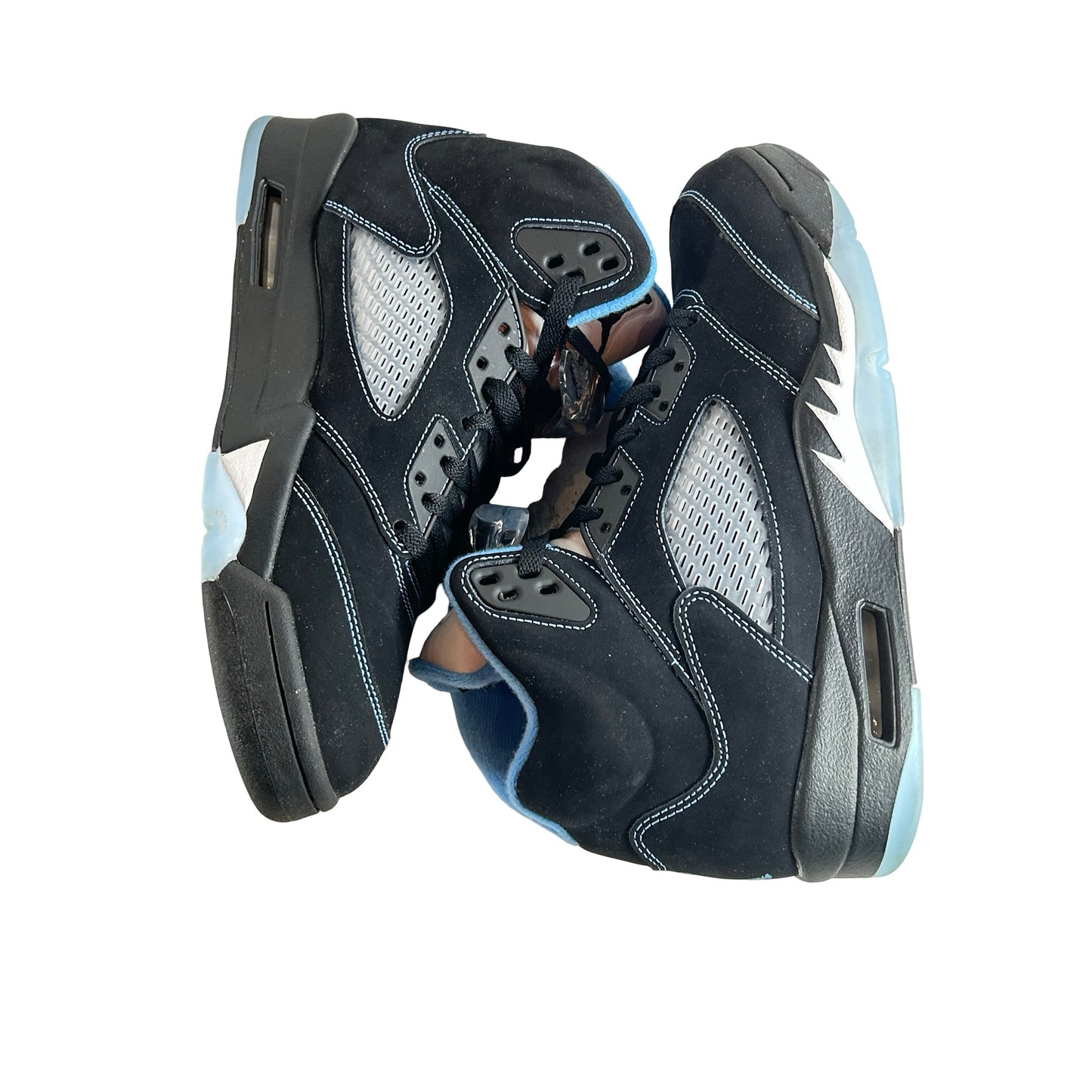 DD0587 008 Jordan 5 Retro Black University Blue (2026) [USED] - 8.5 M (Used)