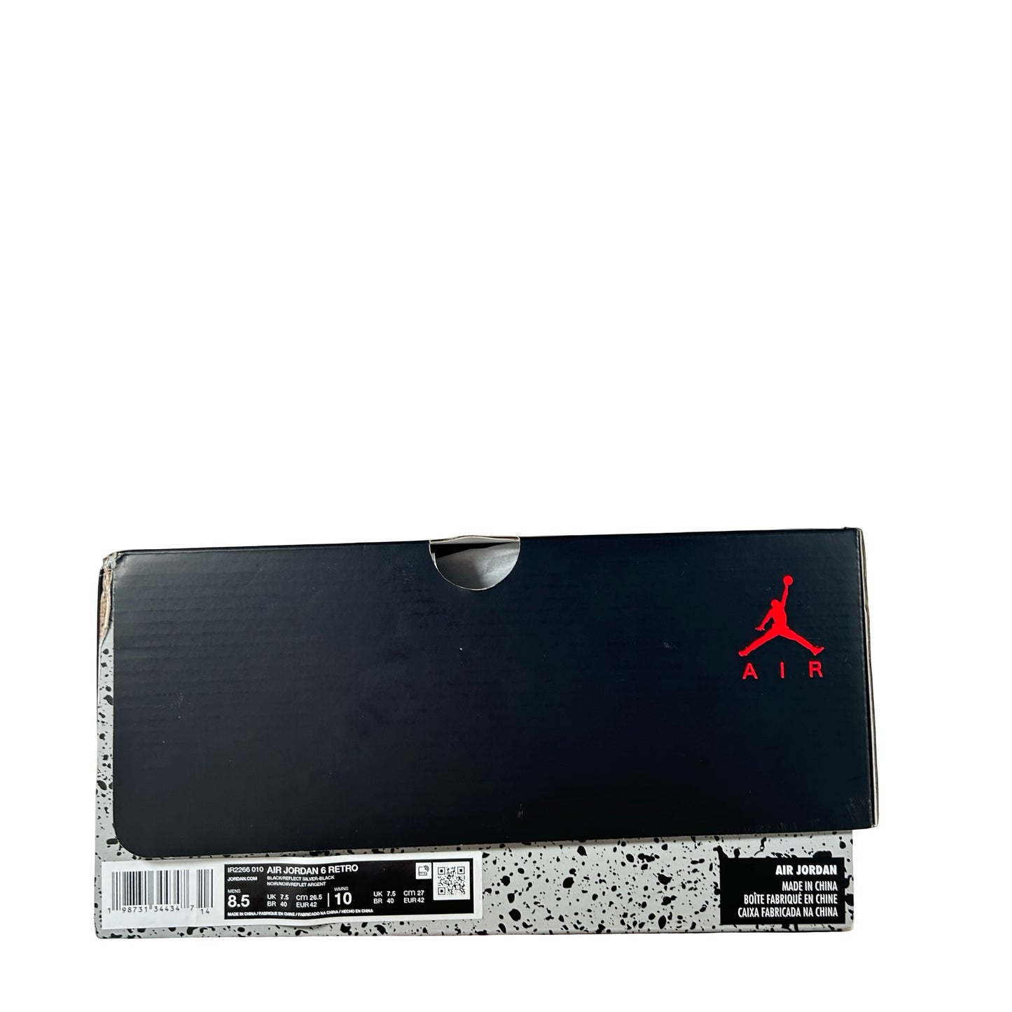 IR2266 010 Air Jordan 6 Retro Cap and Gown [USED] - 8.5 M (Used)