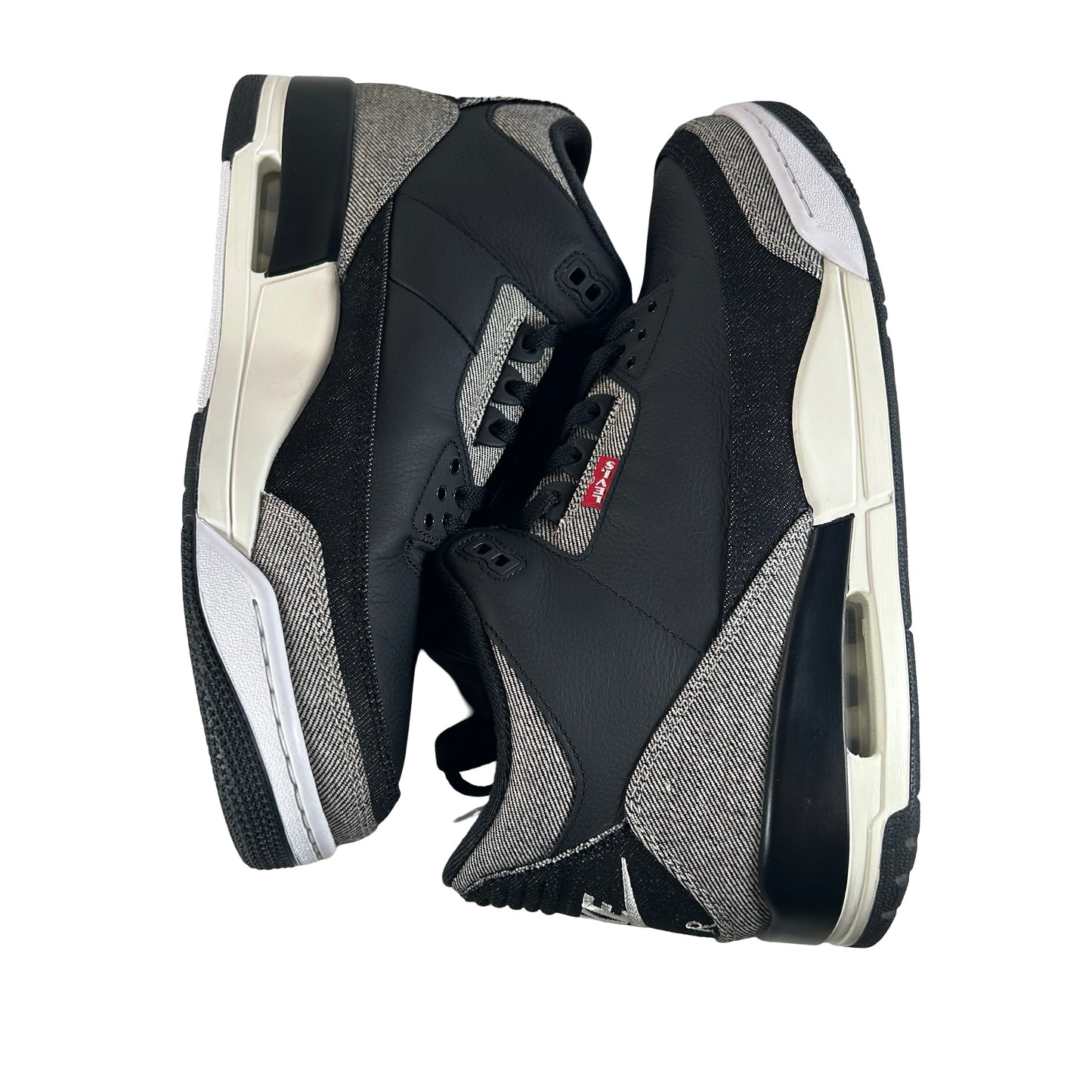 IR0914 400 Jordan 3 Retro Levi’s Black [USED] - 12 M (Used)