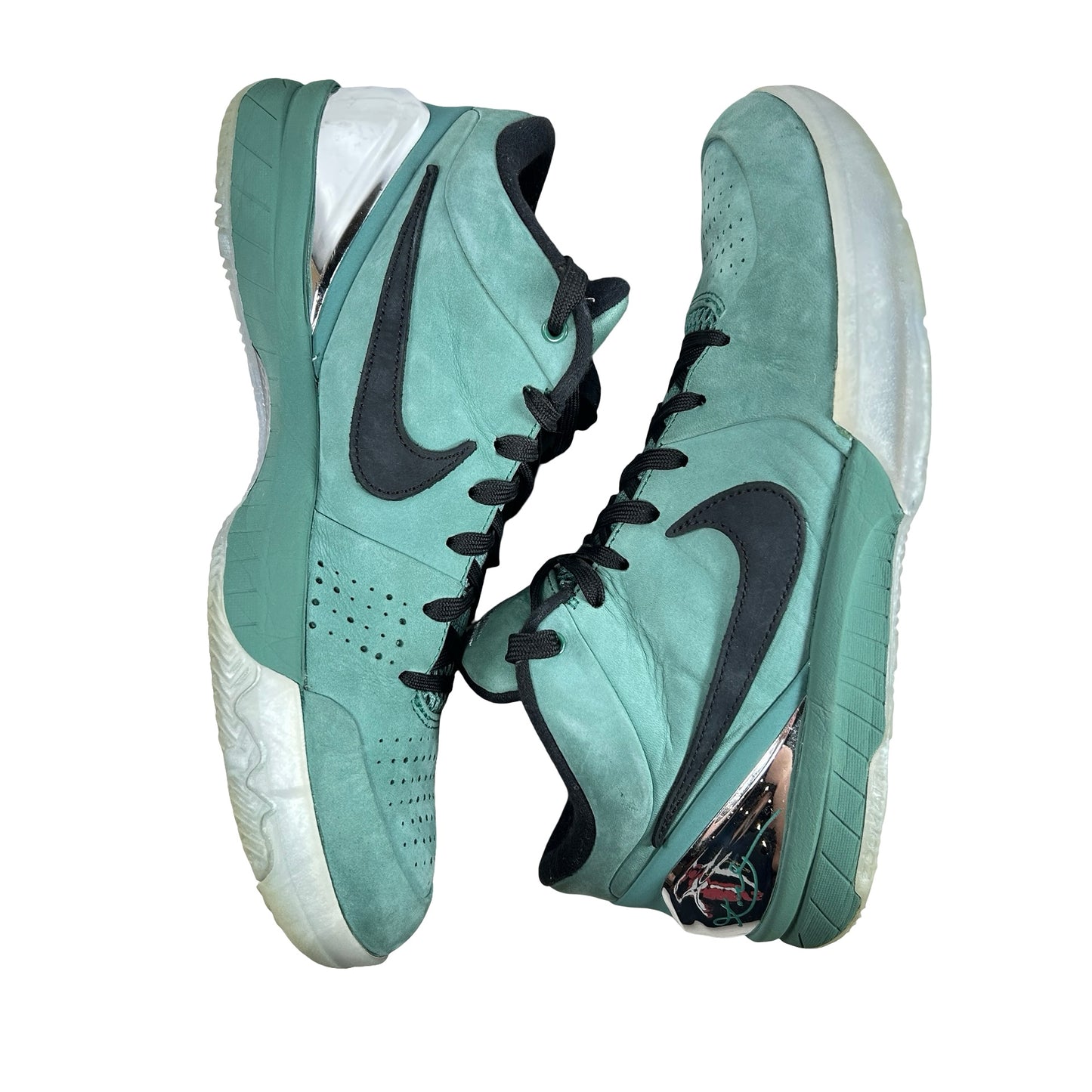 FQ3545 300 Nike Kobe 4 Protro Girl Dad [USED] - 9.5 M (Used)