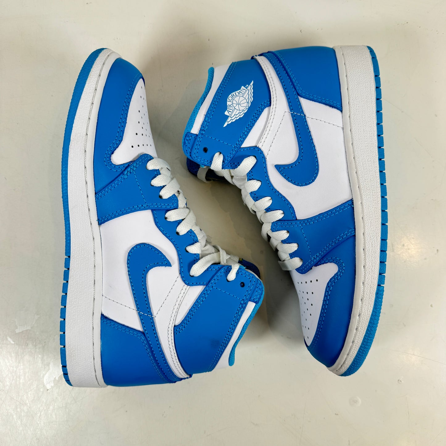 575441 117 Jordan 1 Retro High OG UNC (GS) - [USED] - 5 Y (VNDS)