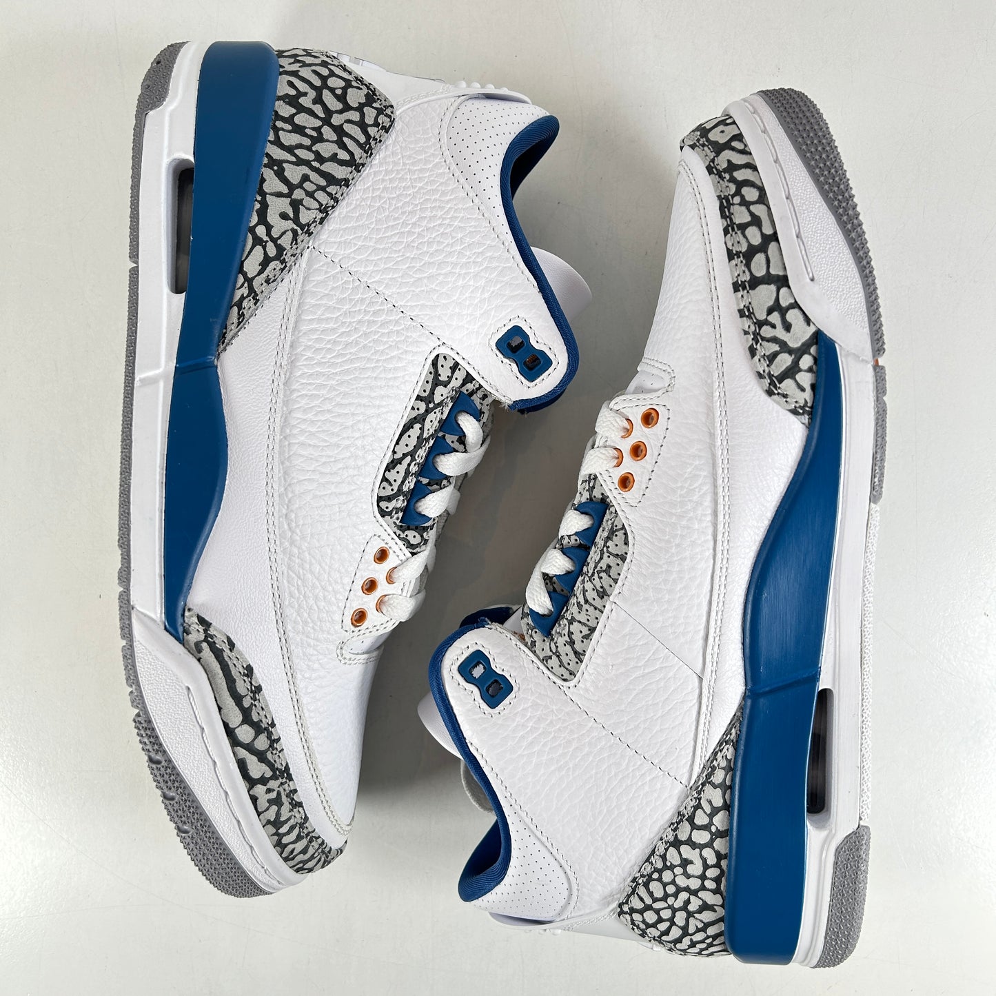 CT8532 148 Jordan 3 Retro Wizards [CONDITIONAL] - 8.5 M (Yellowing)