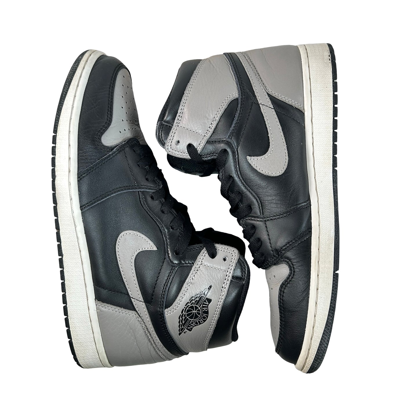 555088 013 Jordan 1 Sombra (2018)
