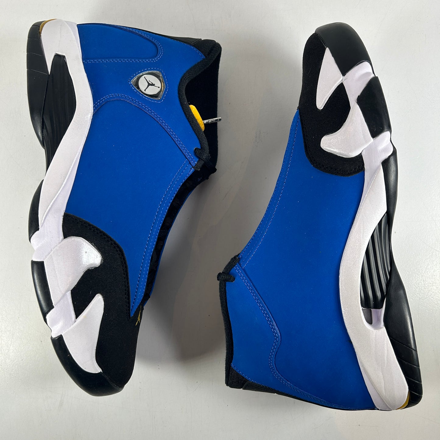 487471 407 Jordan 14 Retro Laney [USED] - 10 M (Used)