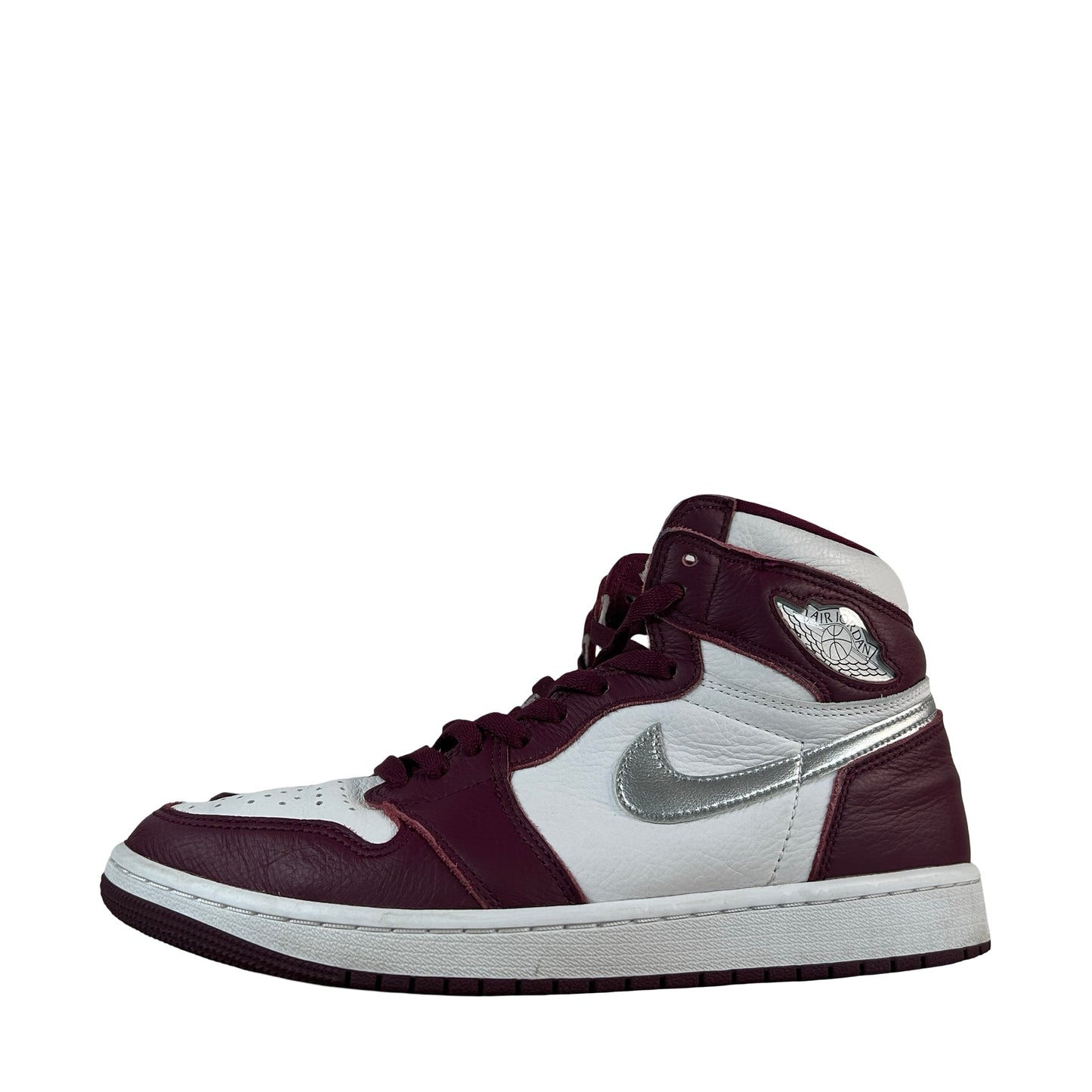 555088 611 Jordan 1 Retro High OG Bordeaux [USED] - 9 M (Used) (Replace Box)
