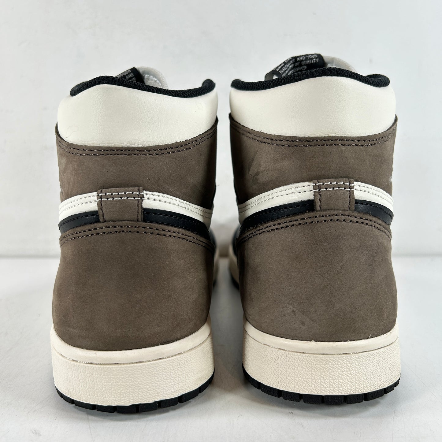 555088 105 Jordan 1 Mocha [USED] - 10 M (Used)