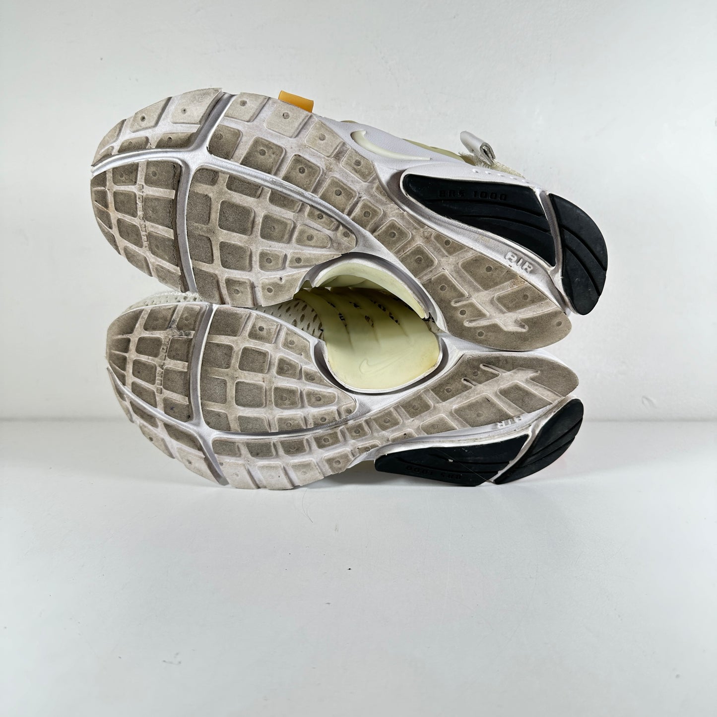 AA3830 100 Nike Air Presto Off-White White [USED] - 5 M (Used)