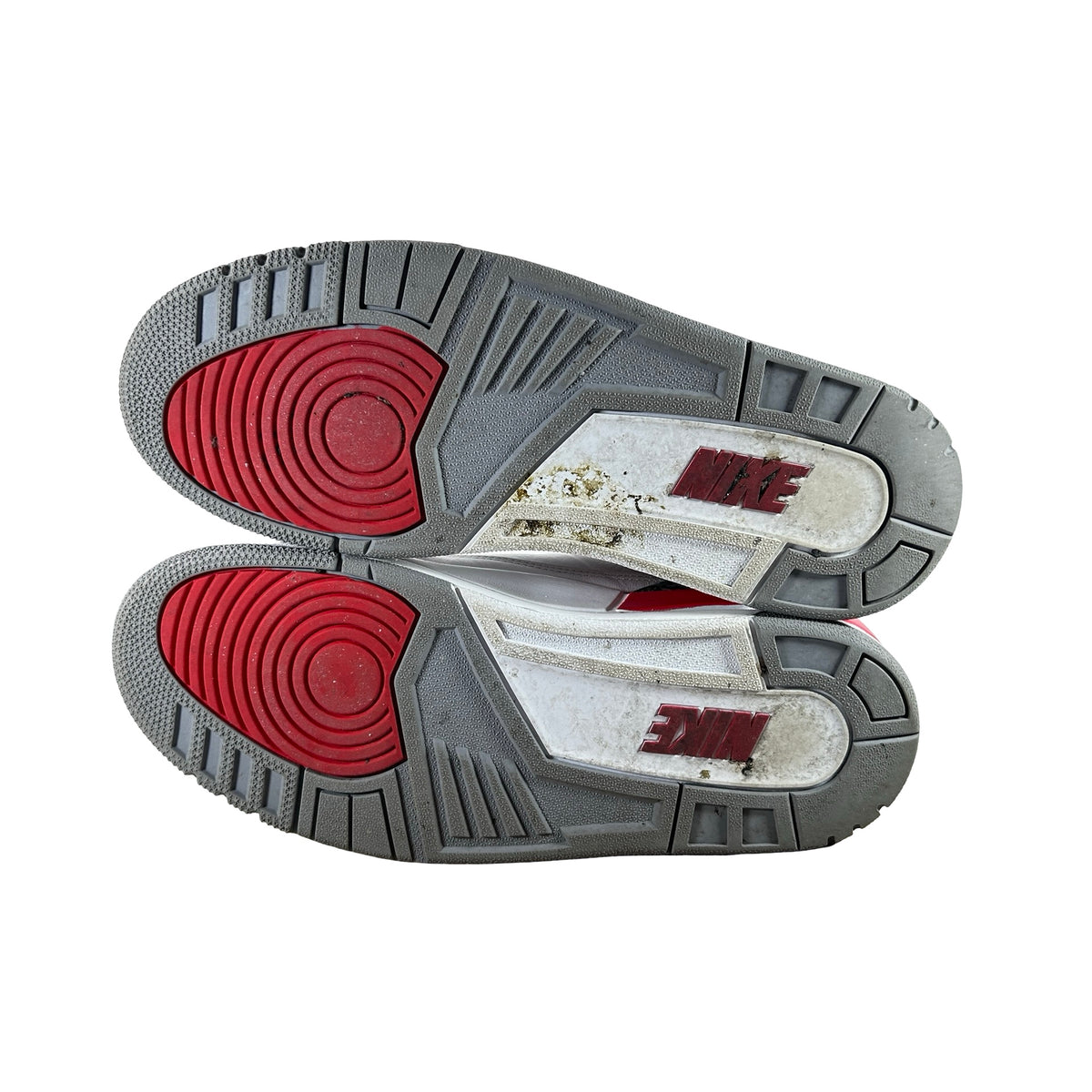 DN3707 160 Jordan 3 Retro Fire Red (2022) [USED] - 9 M (Used9)