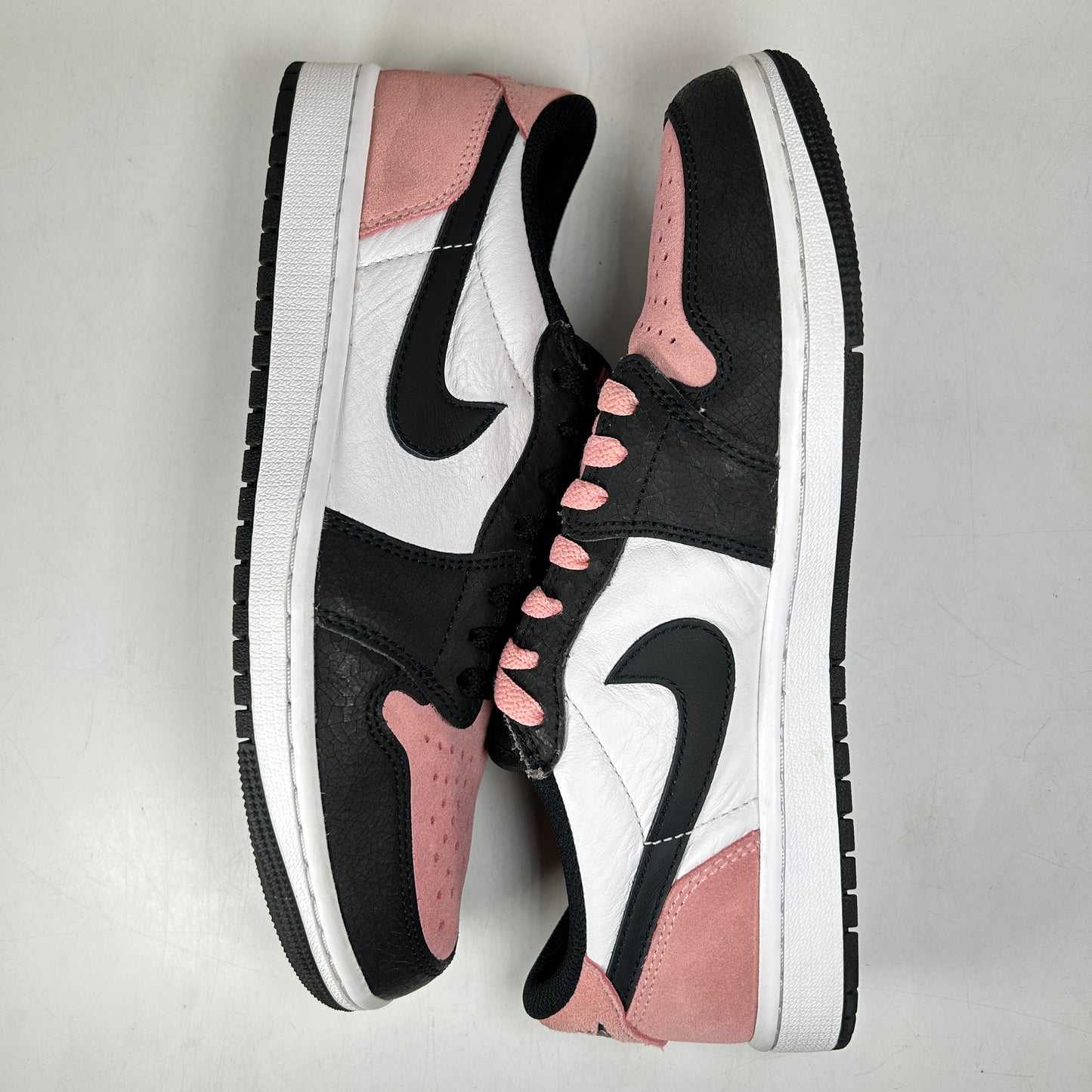 CZ0790 061 Jordan 1 Low OG Bleached Coral [USED] - 8.5 M (Used)