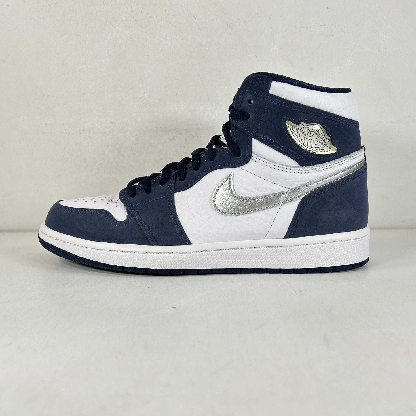 DC1788 100 Jordan 1 Co.JP Midnight Navy 2020 [USED] - 8.5 M (Used)