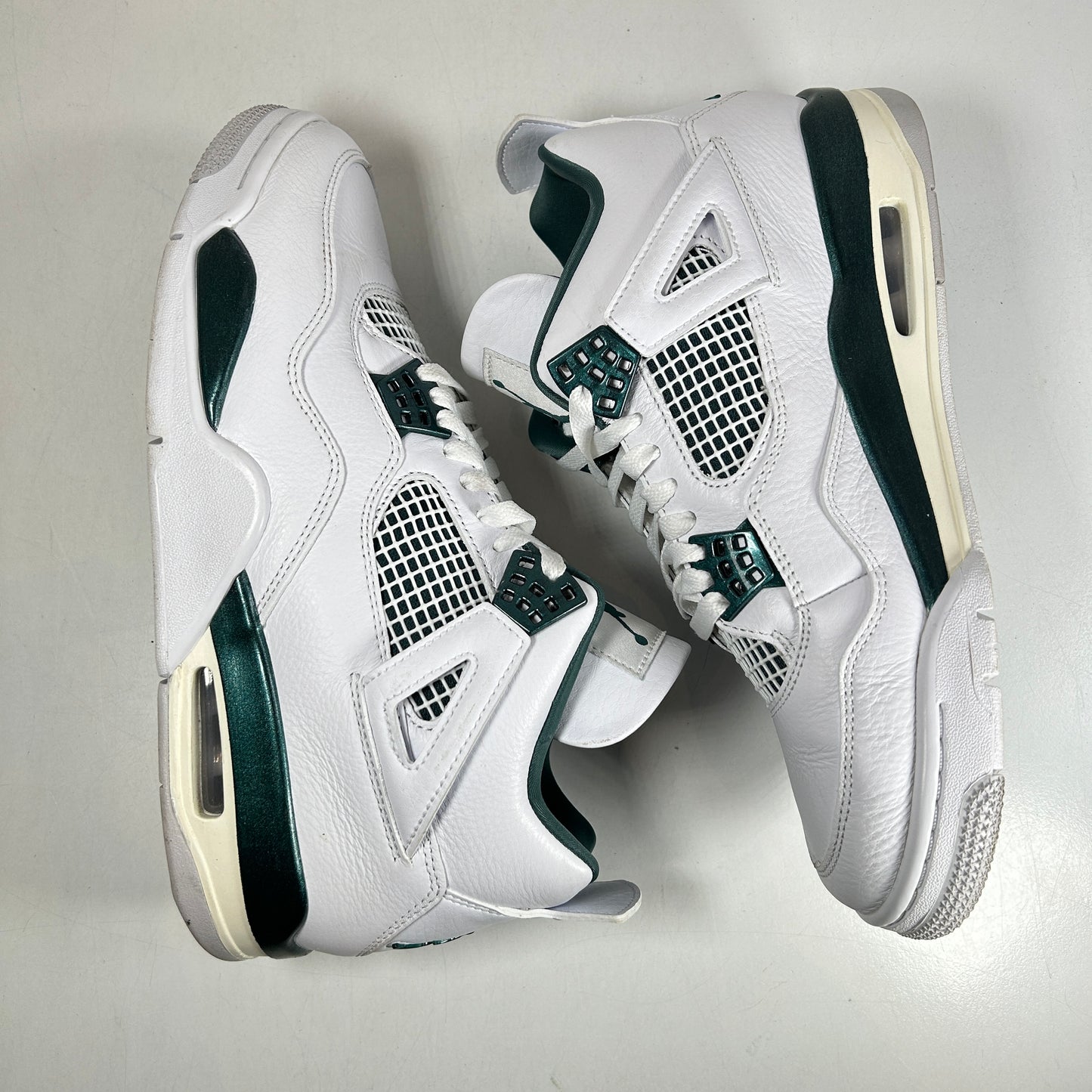 FQ8138 103 Jordan 4 Retro Oxidized Green [USED] - 9.5 M (Used)
