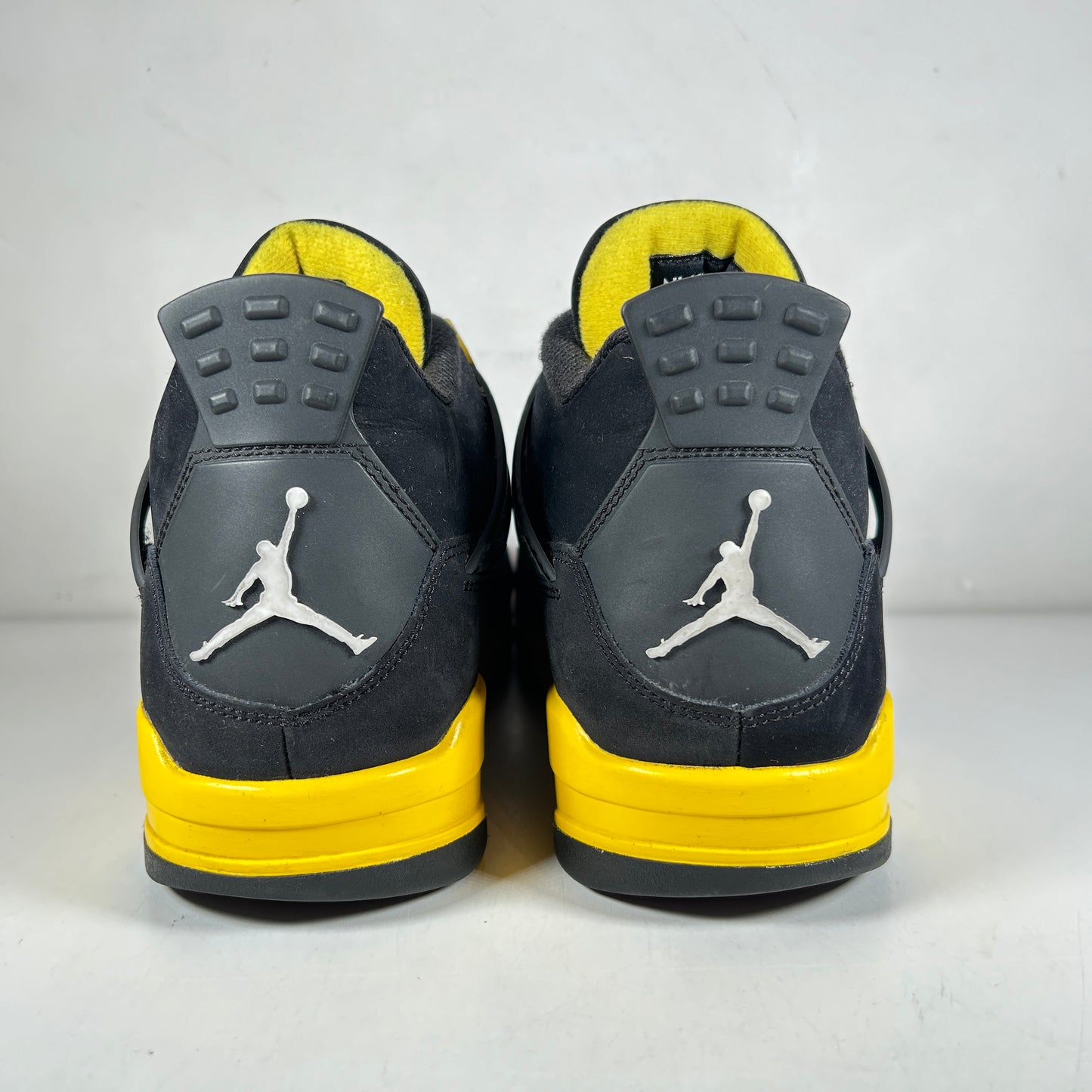 DH6927 017 Jordan 4 Retro Thunder [USED] - 10 M (Used) (No Box)