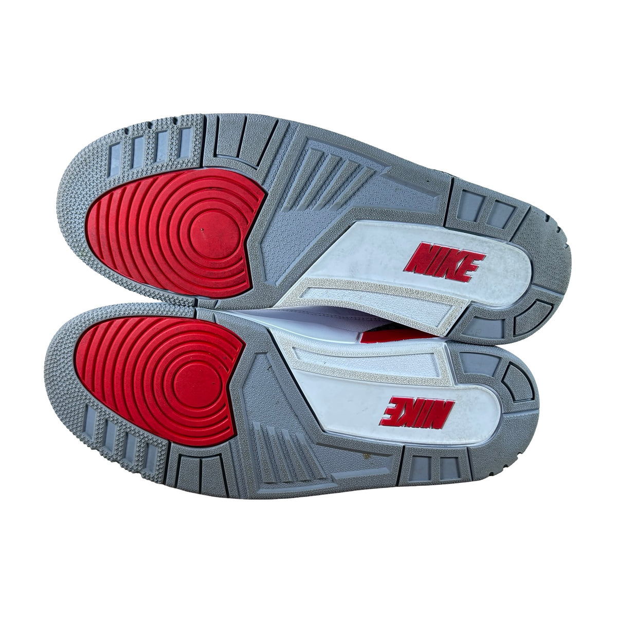 DN3707 160 Jordan 3 Retro Fire Red (2022) [USED] - 10 M (Used11)