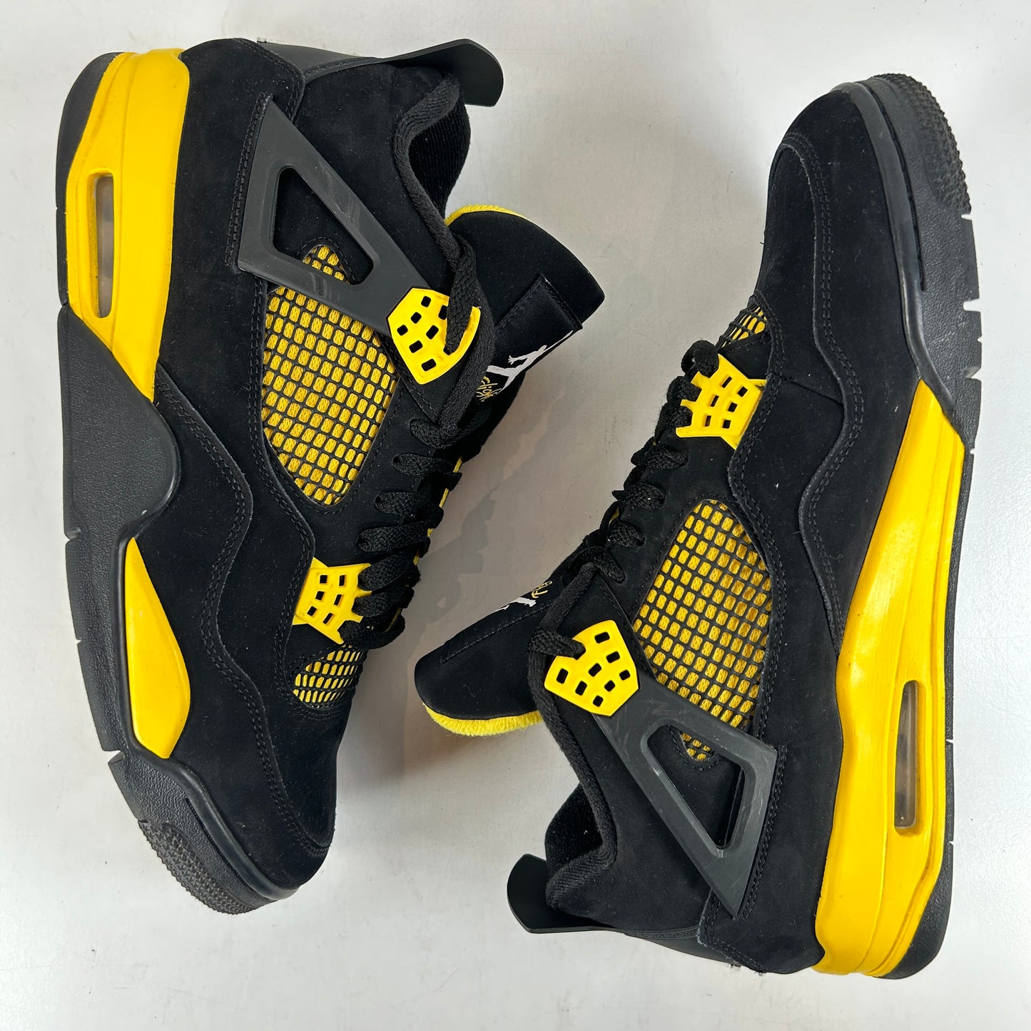 DH6927 017 Jordan 4 Retro Thunder [USED] - 11.5 M (Used4)