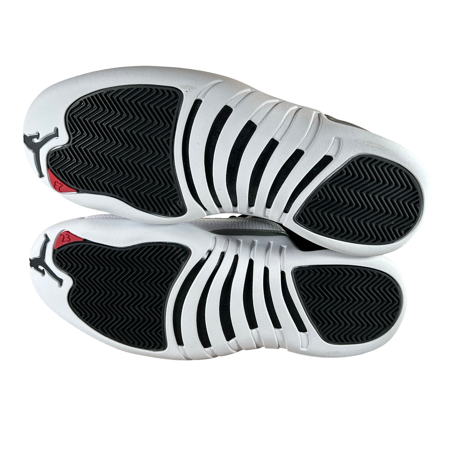 CT8013 006 Jordan 12 Retro Playoffs (2022) - 9.5 M (Yellowing)