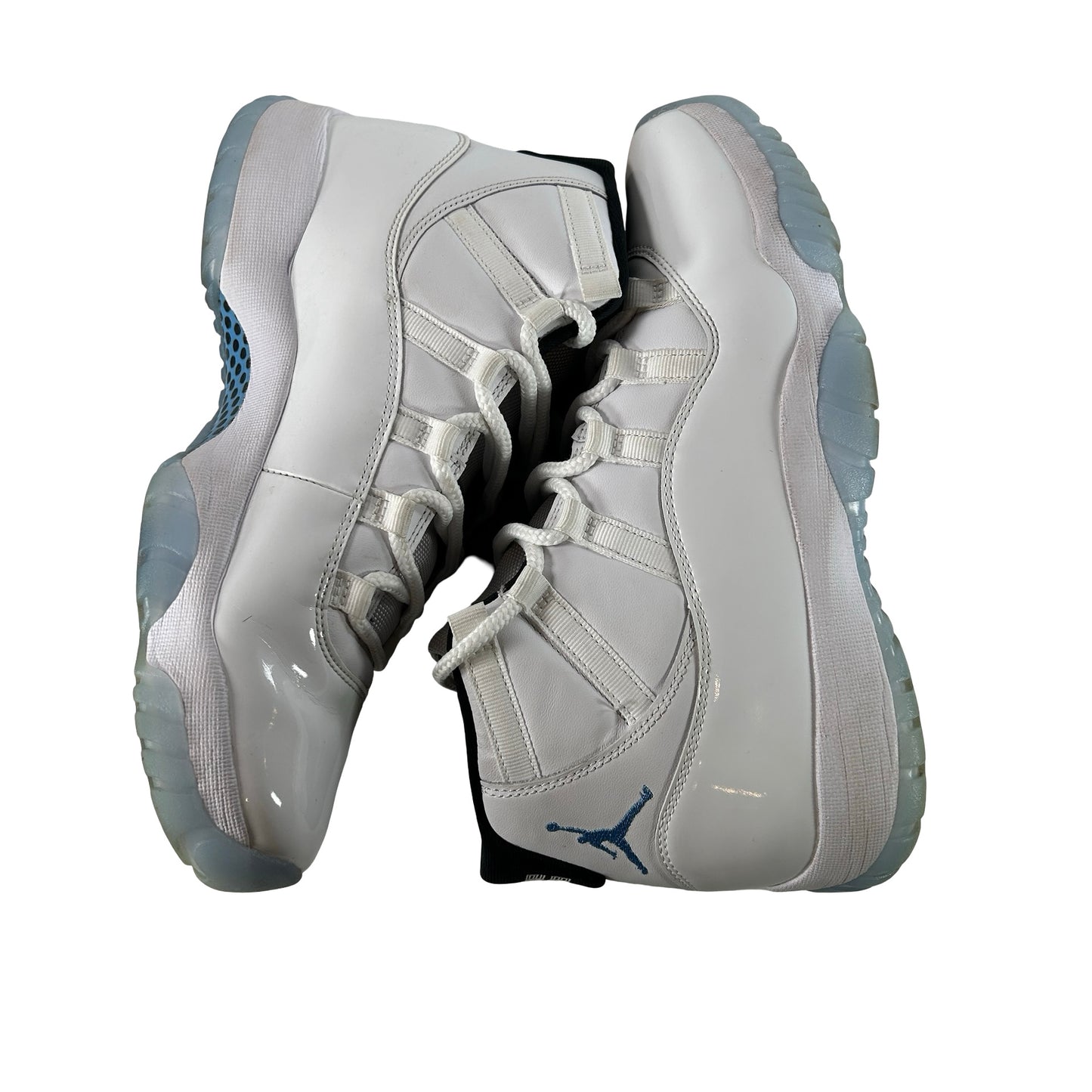 CT8012 104 Jordan 11 Retro Legend Blue (2024) [USED] - 9.5 M (Used15)