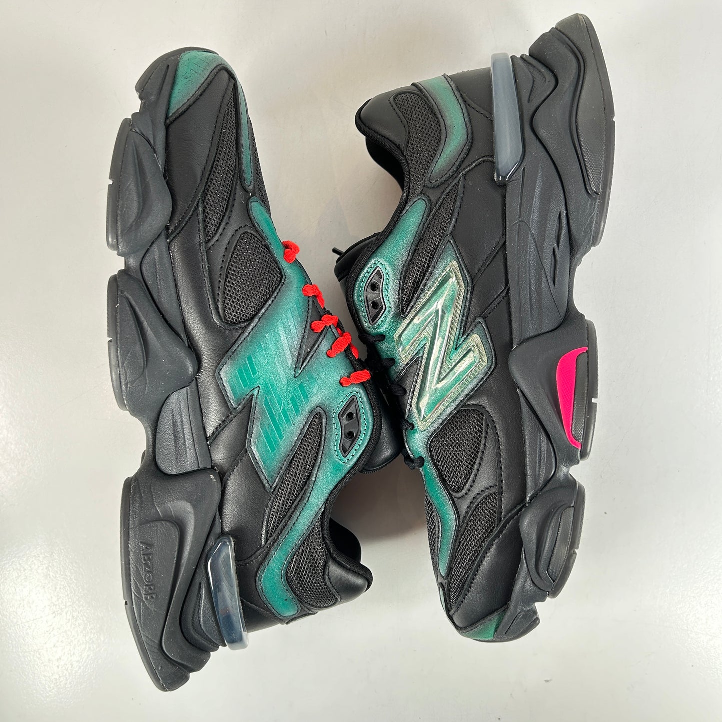 U9060ML New Balance 9060 Mowalola Burglarwear Black Teal Pink - [USED] - 11 M (Used)