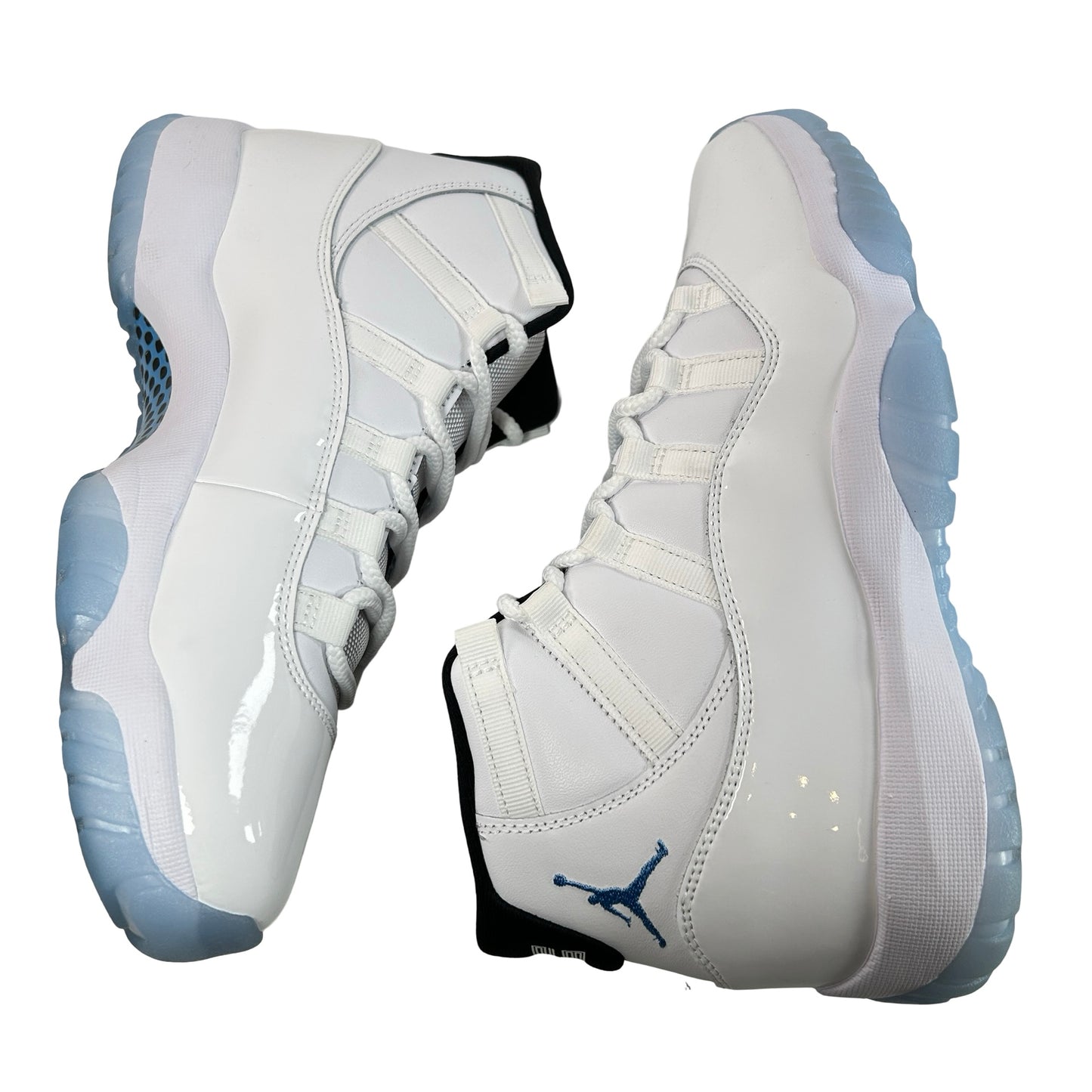 CT8012 104 Jordan 11 Retro Legend Blue (2024) [USED] - 8.5 M (VNDS)