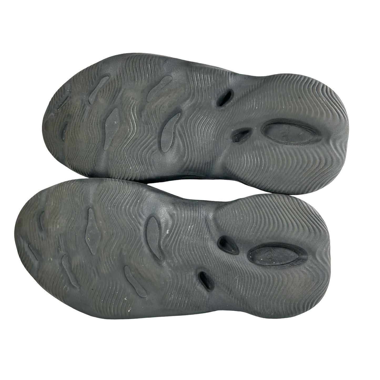 HP8739 Adidas Yeezy Foam RNR Onyx [USED] - 12 M (Used4)