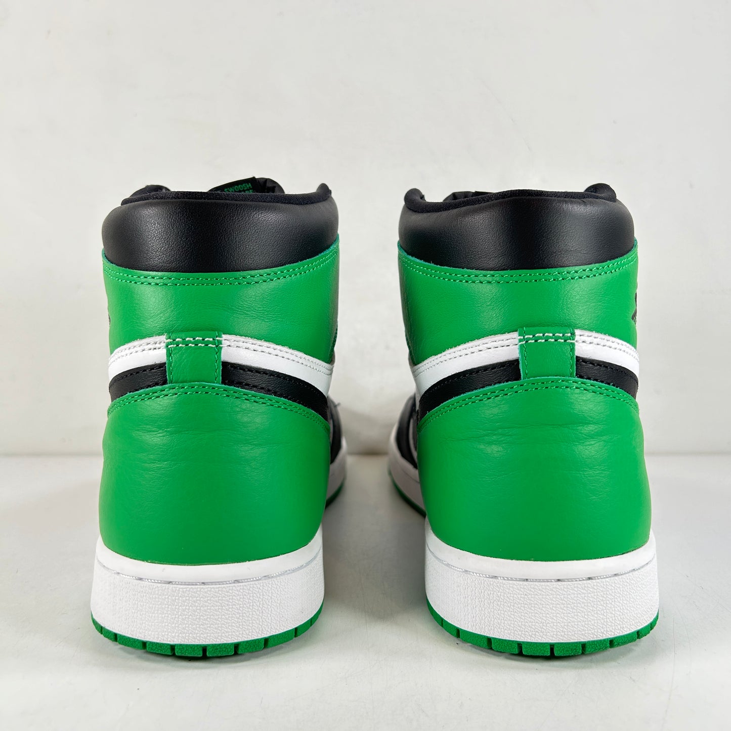 DZ5485 031 Jordan 1 Retro High OG Lucky Green [USED] - 13 M (Used) (No Box2)