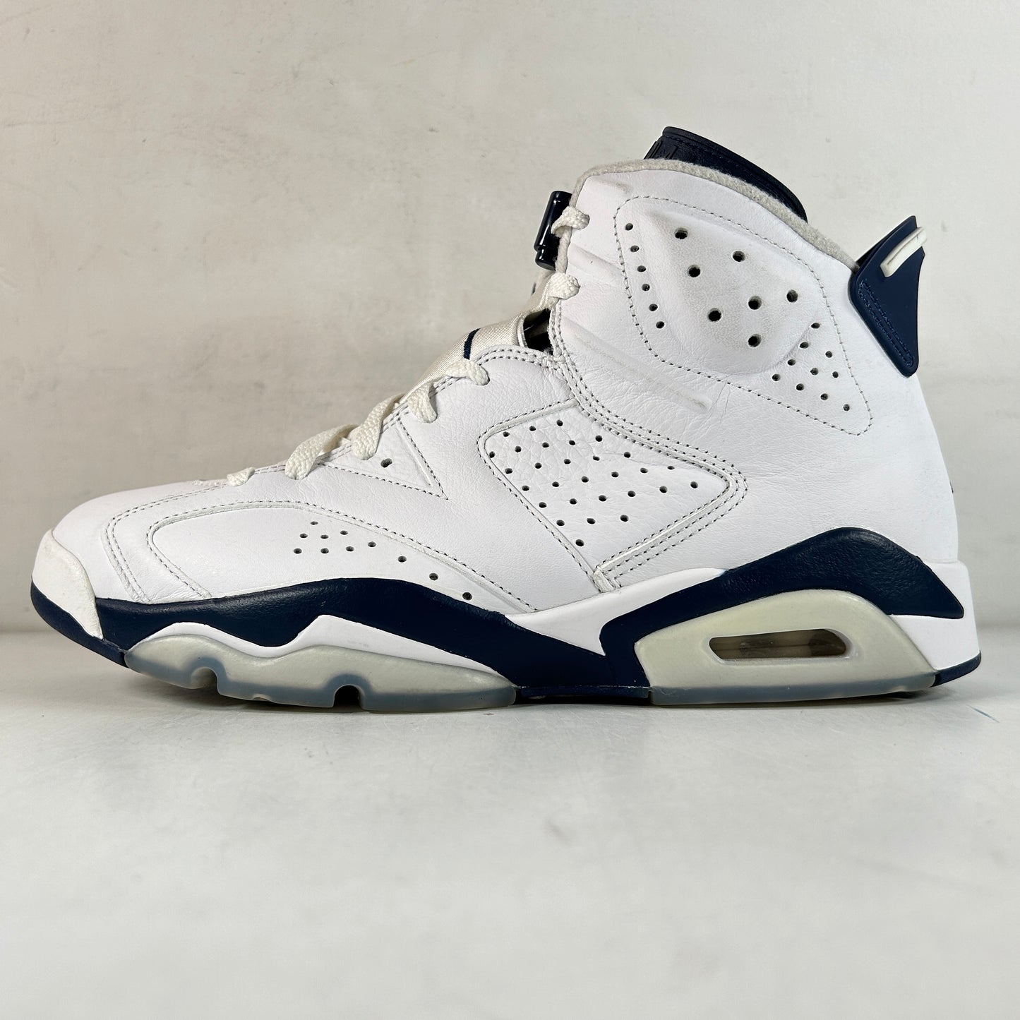 CT8529 141 Jordan 6 Retro Midnight Armada (2022)