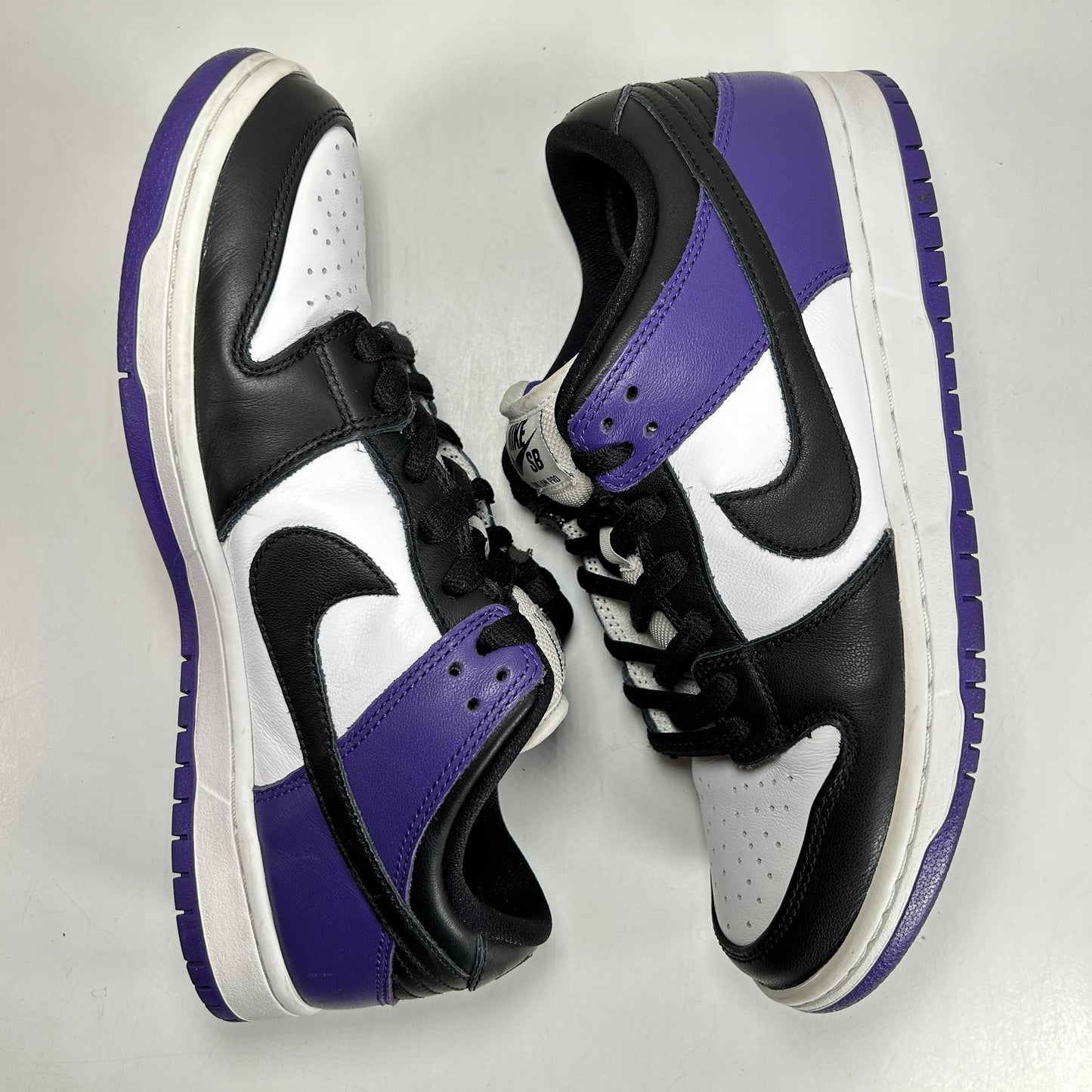 BQ6817 500 Nike SB Dunk Low Court Purple [USED] - 8.5 M (Used)