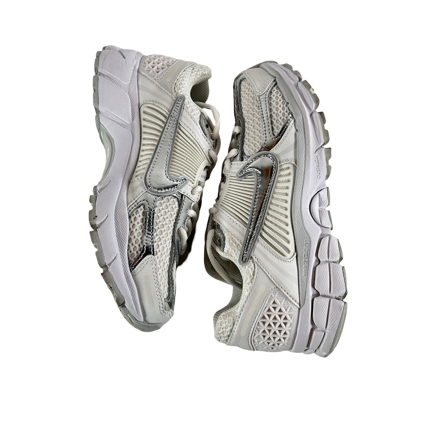HF7723 100 Nike Zoom Vomero 5 Chrome Toe (Women's) [USED] - 6.5 W (Used)