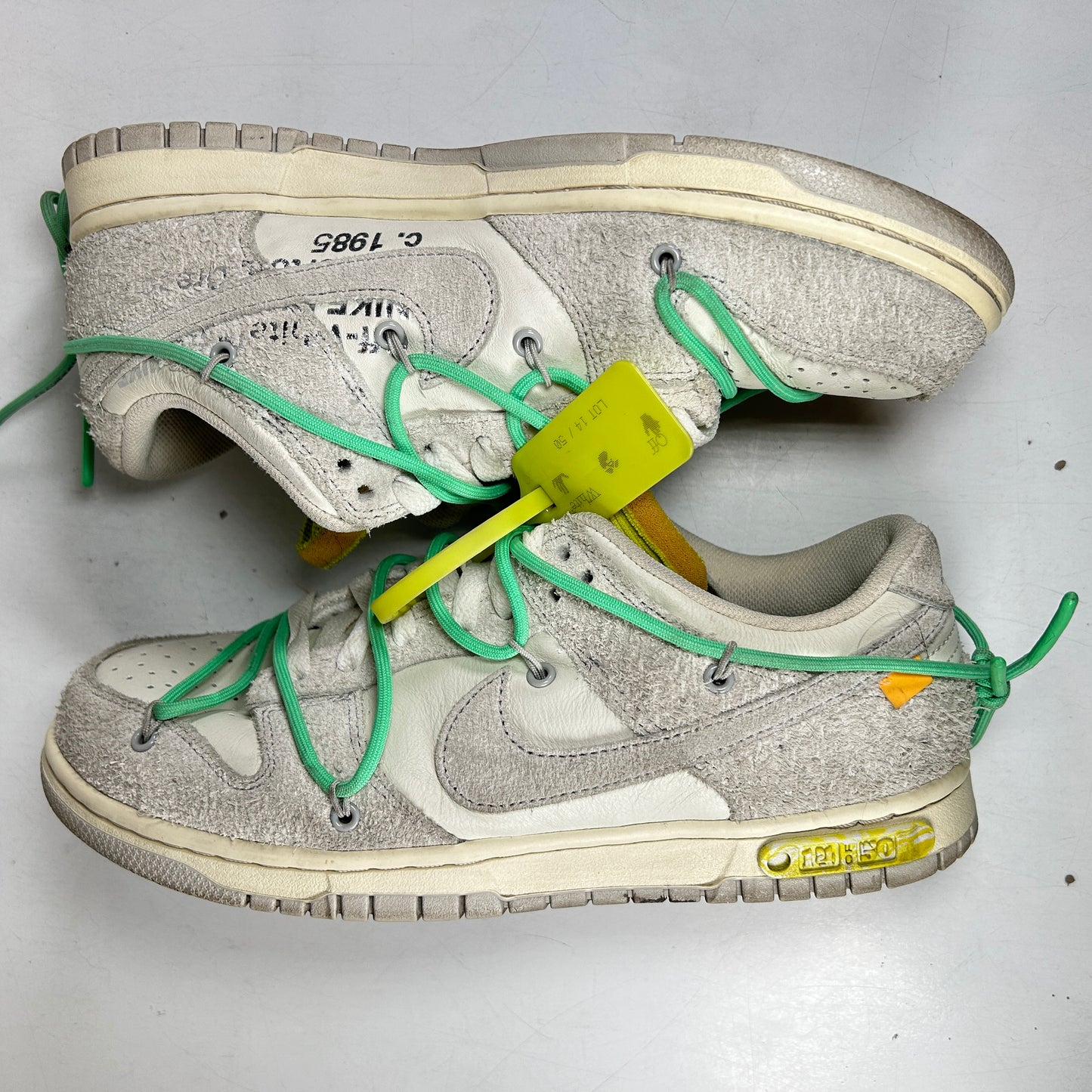 DJ0950 106 Nike Dunk Low Off-White Lot 14 [USED] - 8.5 M (Used)(No Lid)