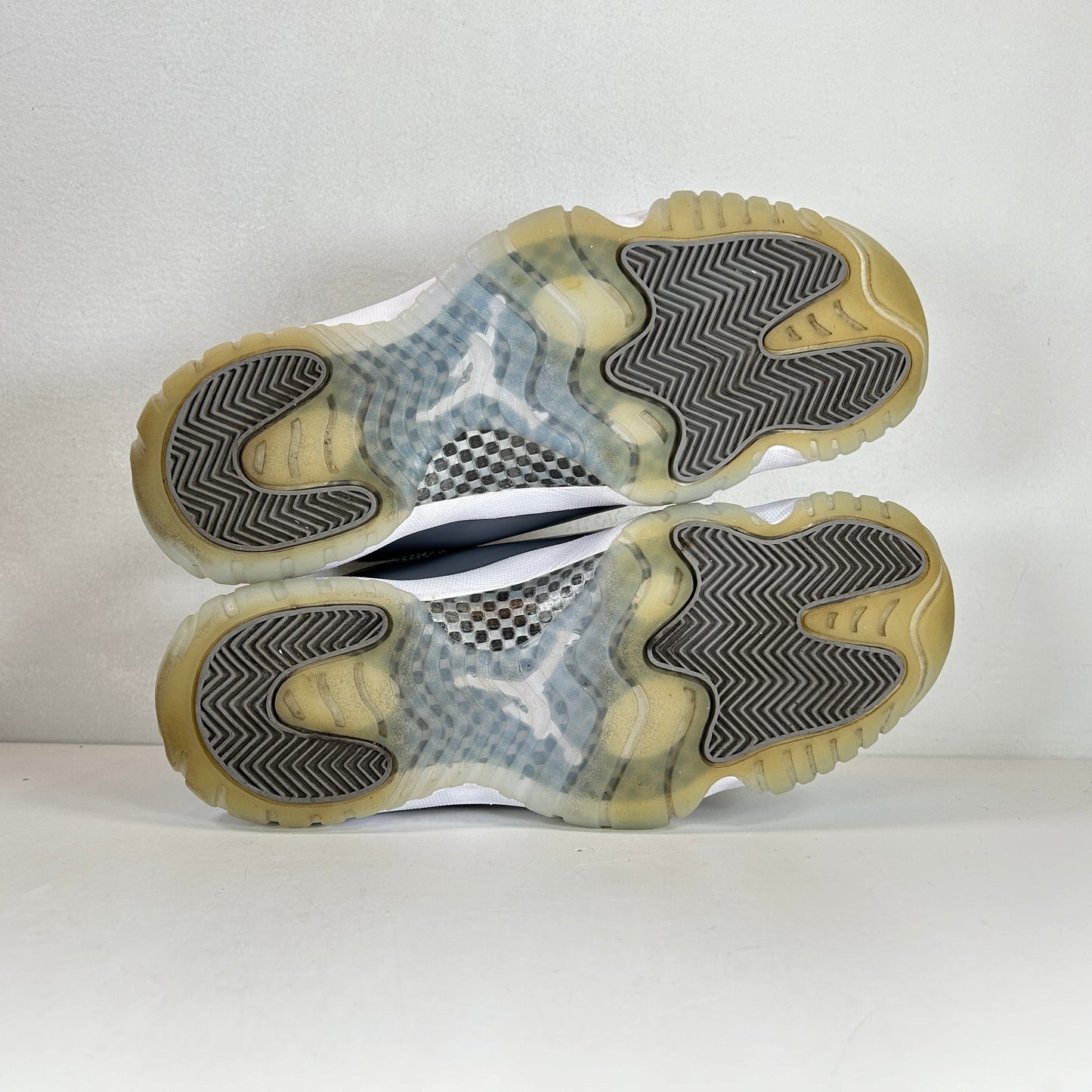 CT8012 005 Jordan 11 Retro Cool Grey (2021) [USED] - 8.5 M (Used) (No Box)