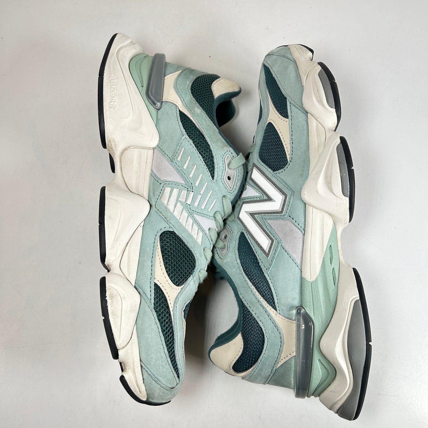 U9060FG New Balance 9060 Green Cream [USED] - 11.5 M (Used)