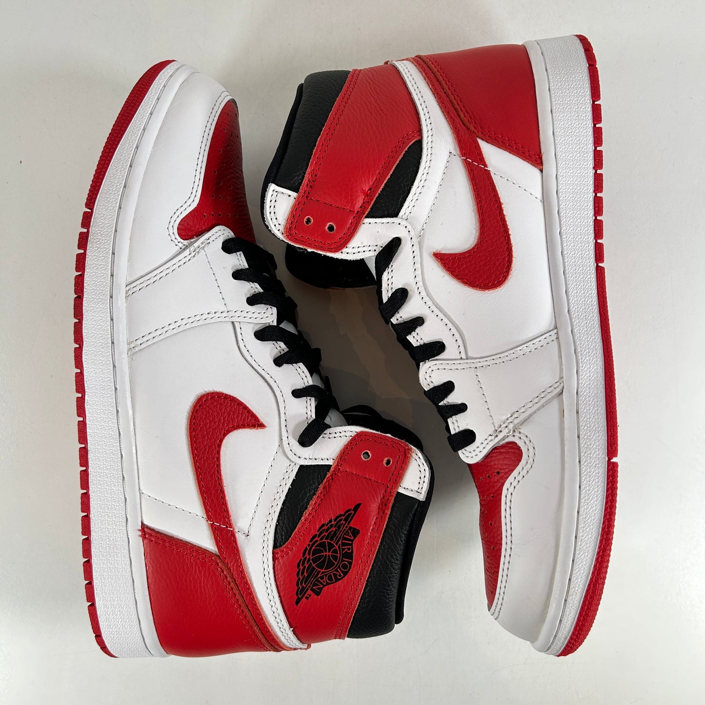555088 161 Jordan 1 Retro High OG Patrimonio