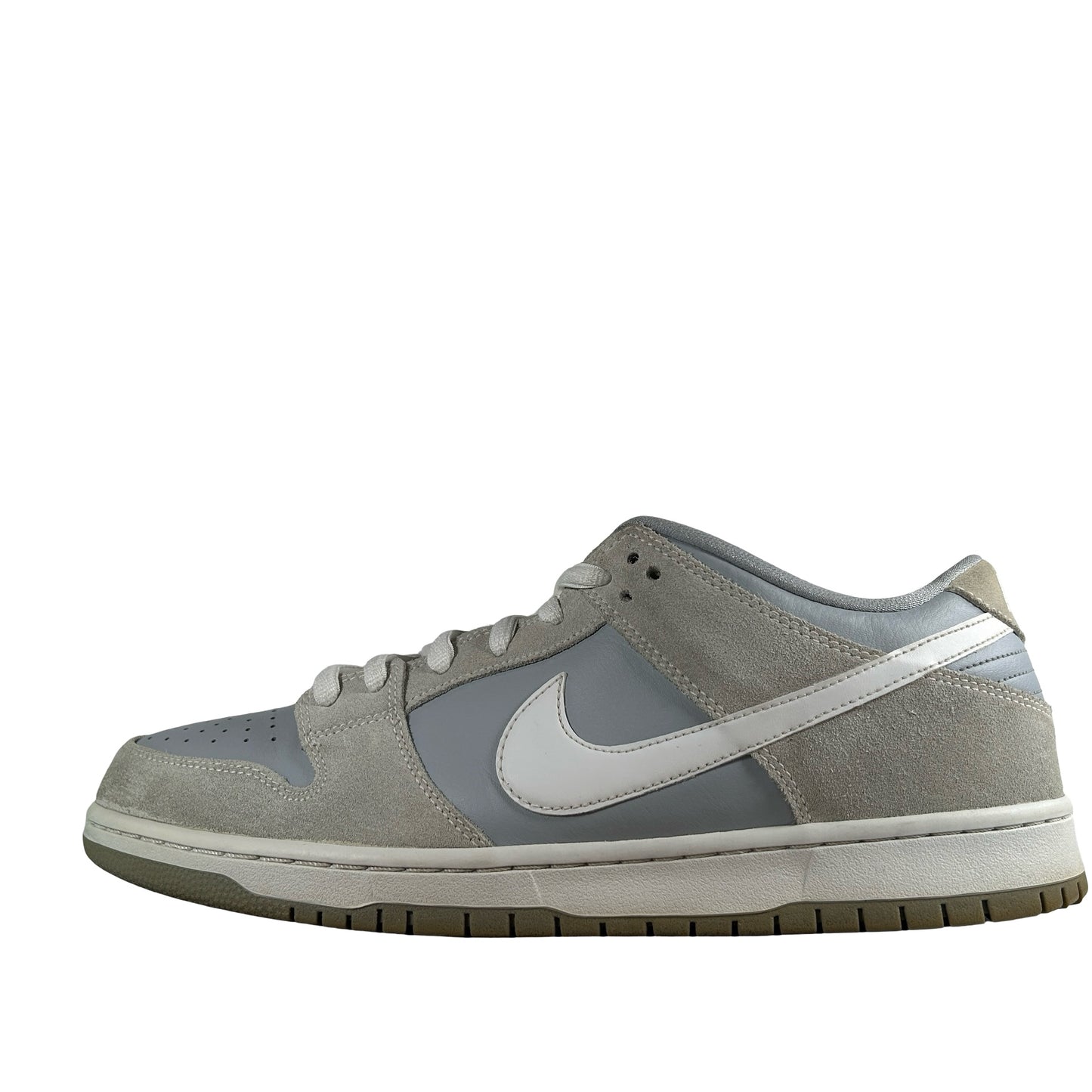 AR0778 110 Nike SB Dunk Low Cumbre Blanco Lobo Gris
